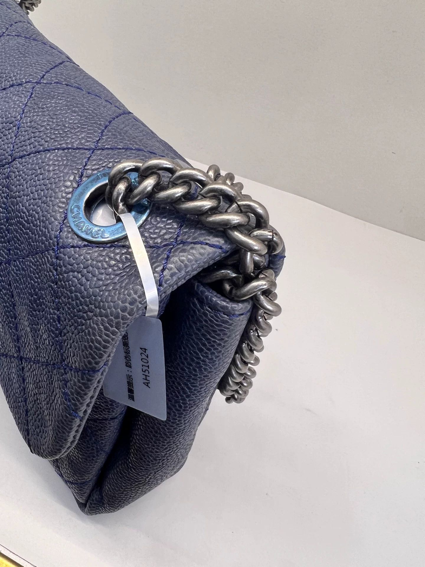 Chanel Pre-loved Bag Very good condition Size ONE SIZE - 7 Thumbnail