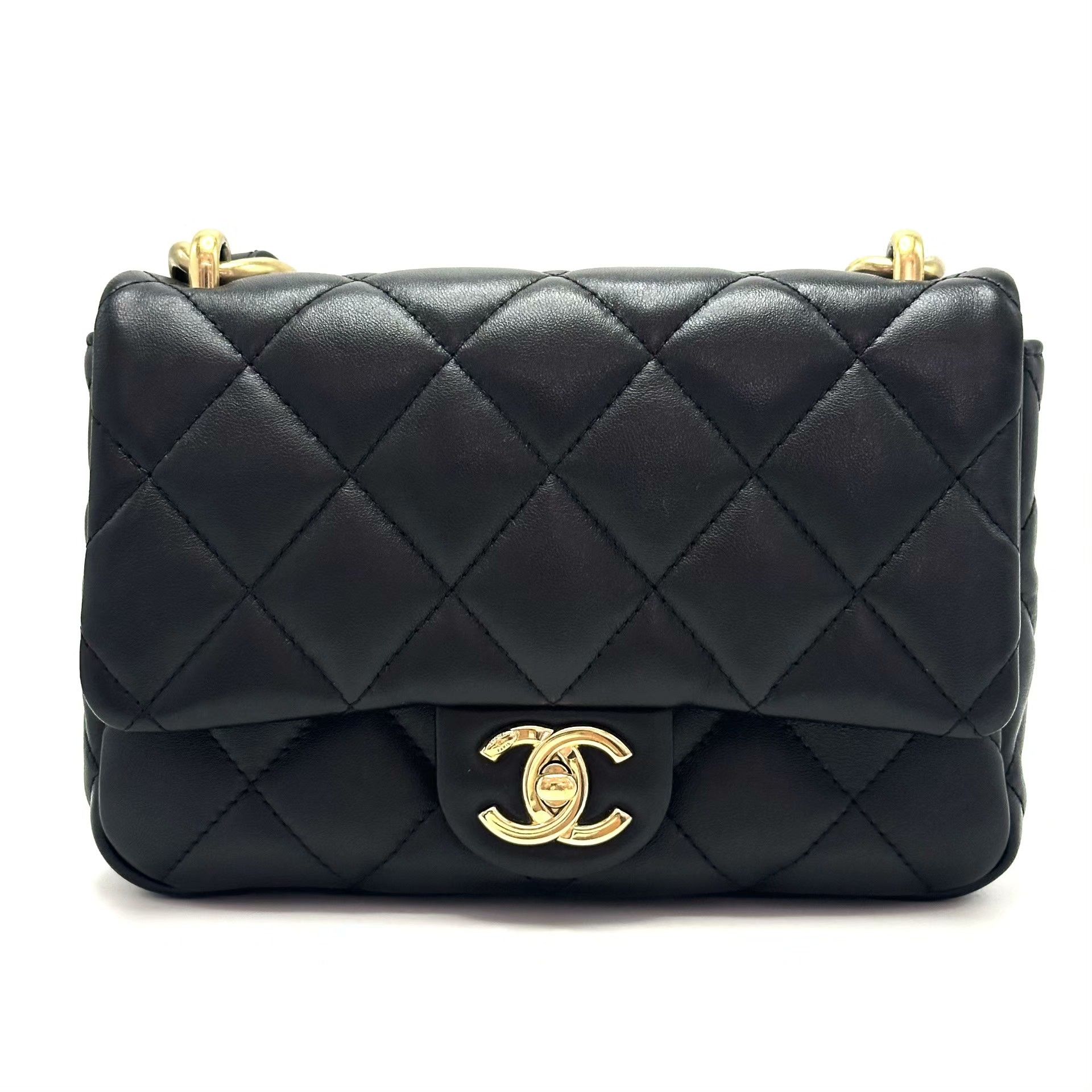 Chanel Pre-loved Bag Very good condition Size ONE SIZE - 2 Thumbnail