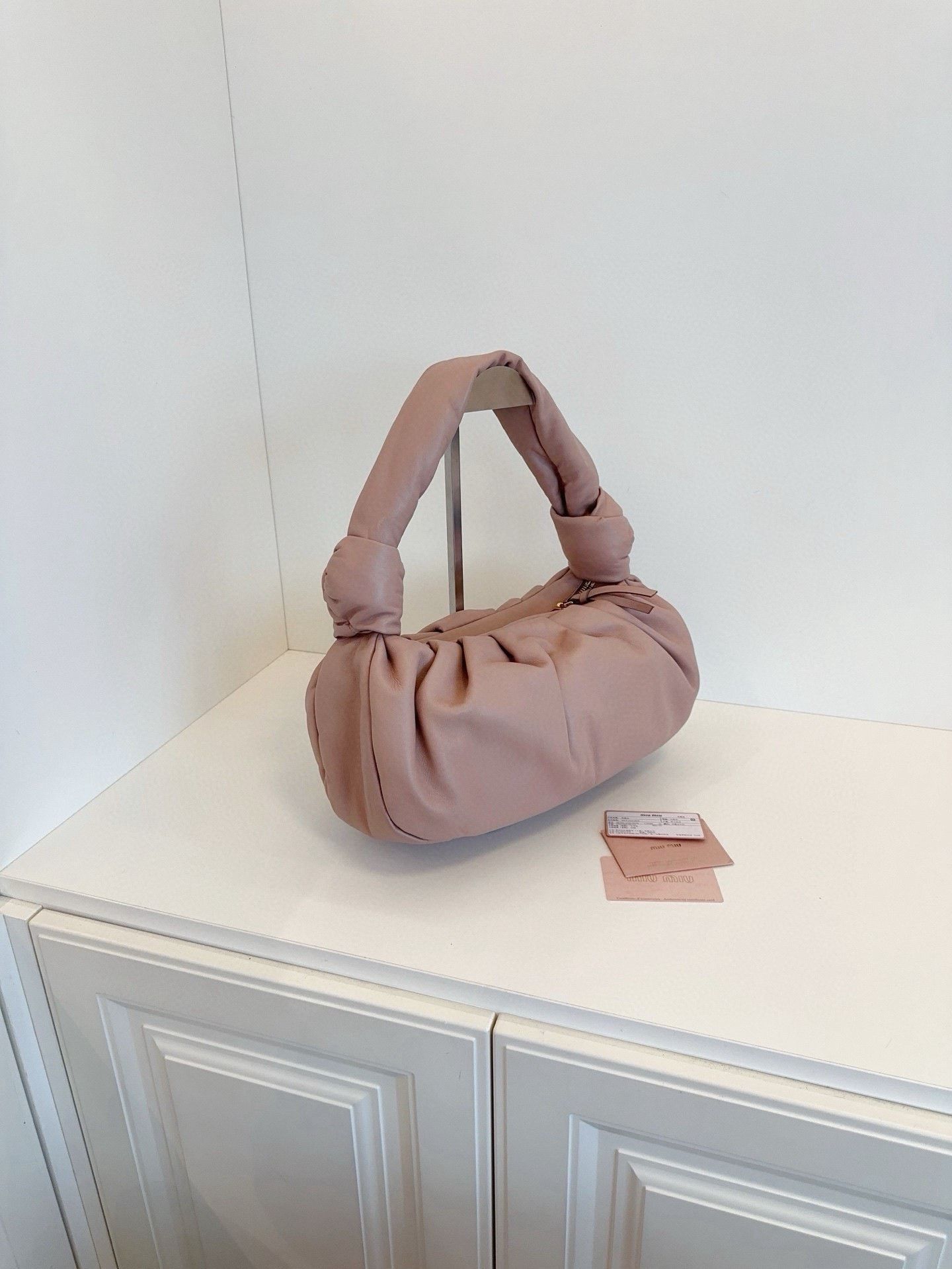 Miu Miu Pre-loved Bag Very good condition Size ONE SIZE - 2 Thumbnail