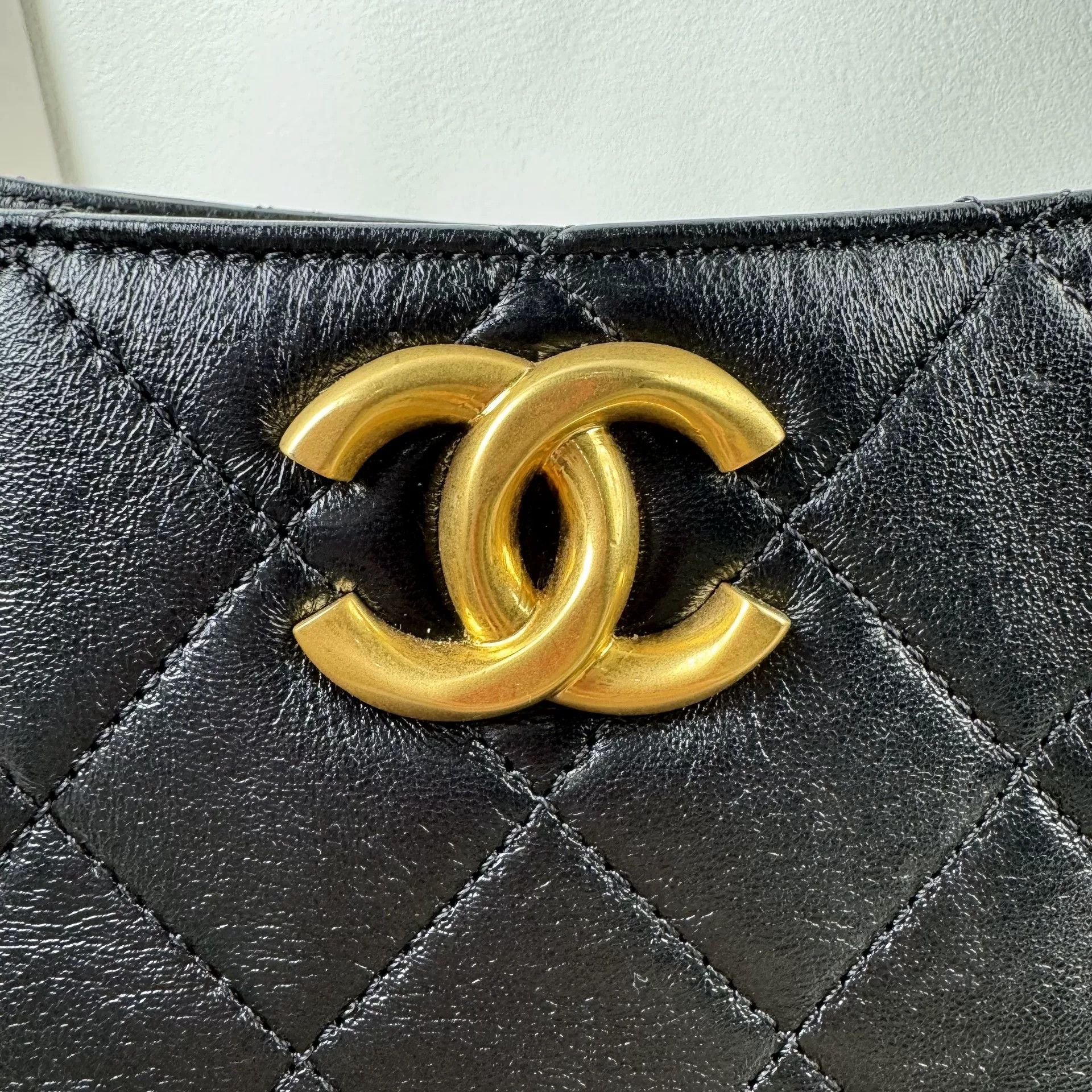 Chanel Pre-loved Bag Very good condition Size ONE SIZE - 9 Thumbnail