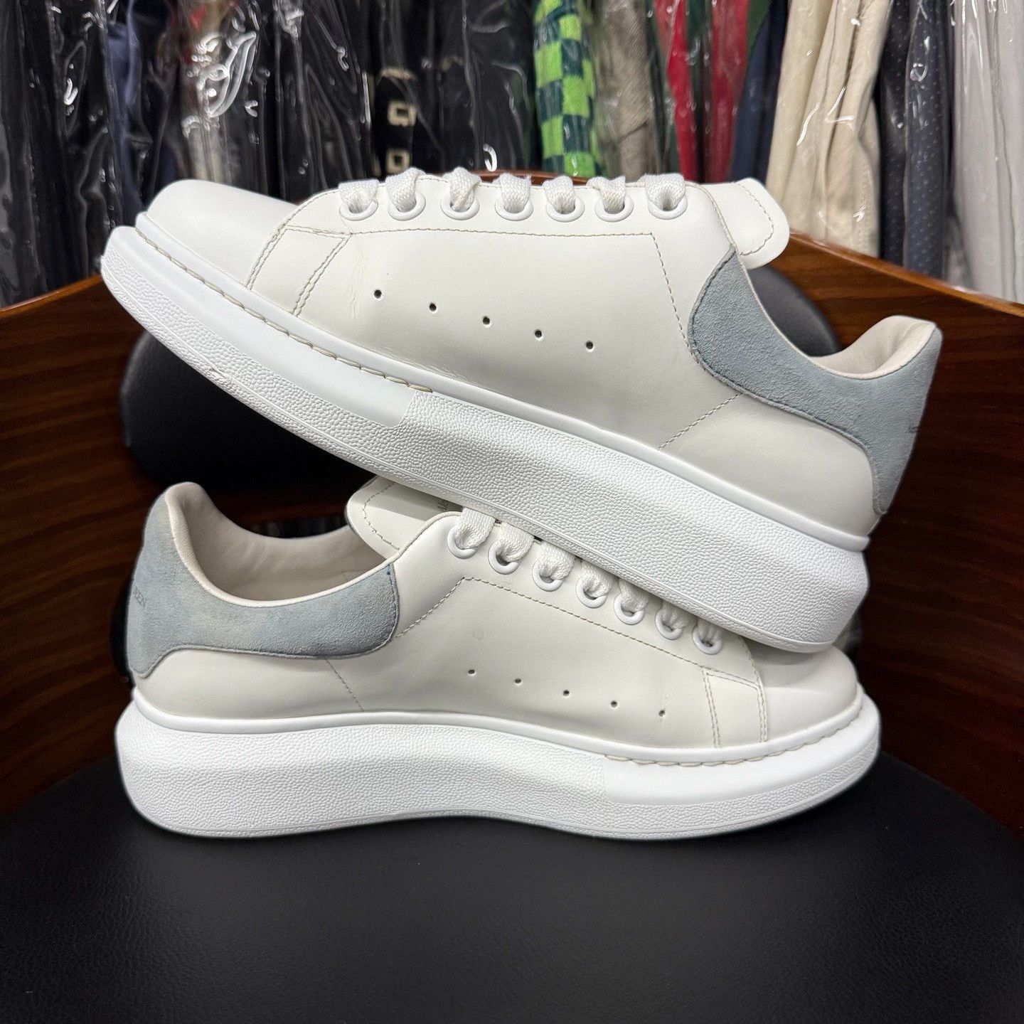 Alexander McQueen Alexander McQueen Blue Lowtop Sneakers 6.5 Men Size US 6.5 / EU 39-40 - 7 Thumbnail