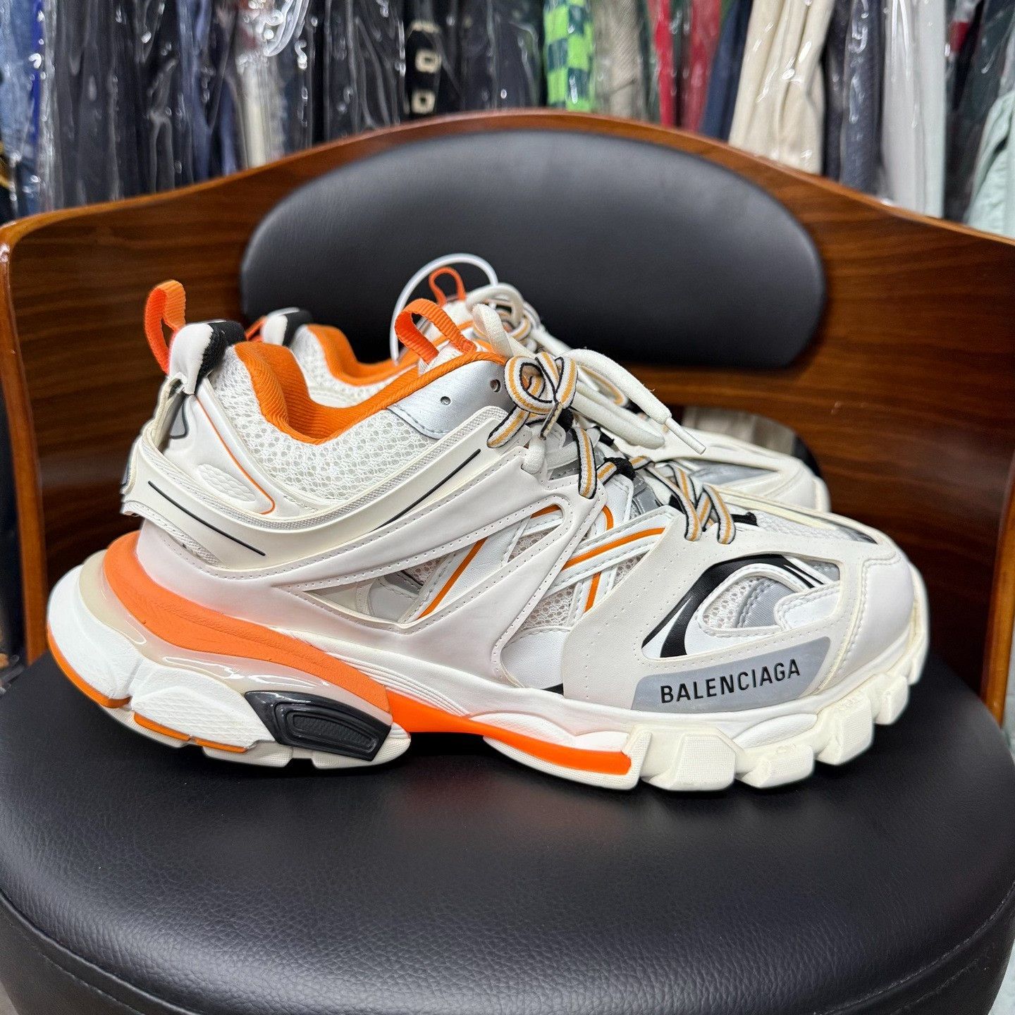 Balenciaga Balenciaga White Lowtop Sneakers 8.5 Men Size US 8.5 / EU 41-42 - 4 Thumbnail
