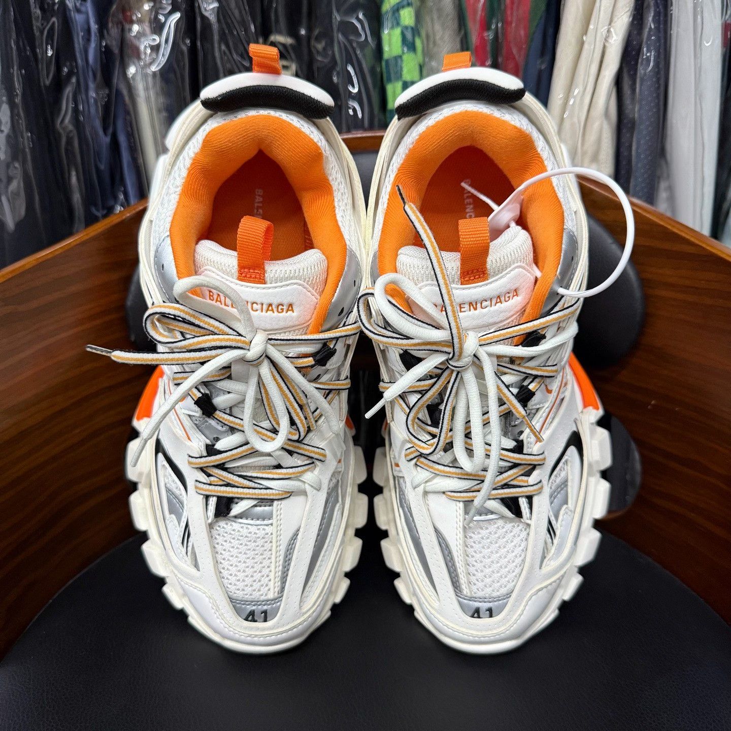 Balenciaga Balenciaga White Lowtop Sneakers 8.5 Men Size US 8.5 / EU 41-42 - 6 Thumbnail
