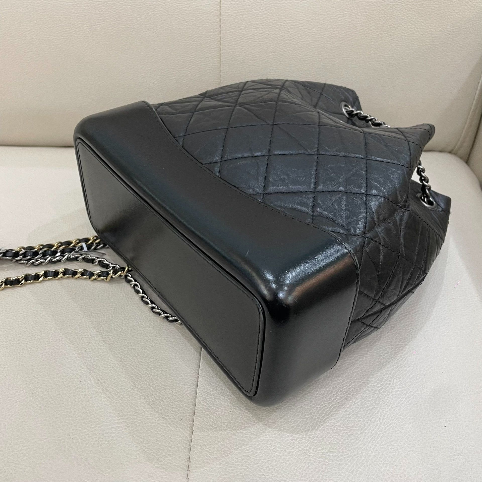 Chanel Pre-loved Bag Very good condition Size ONE SIZE - 4 Thumbnail