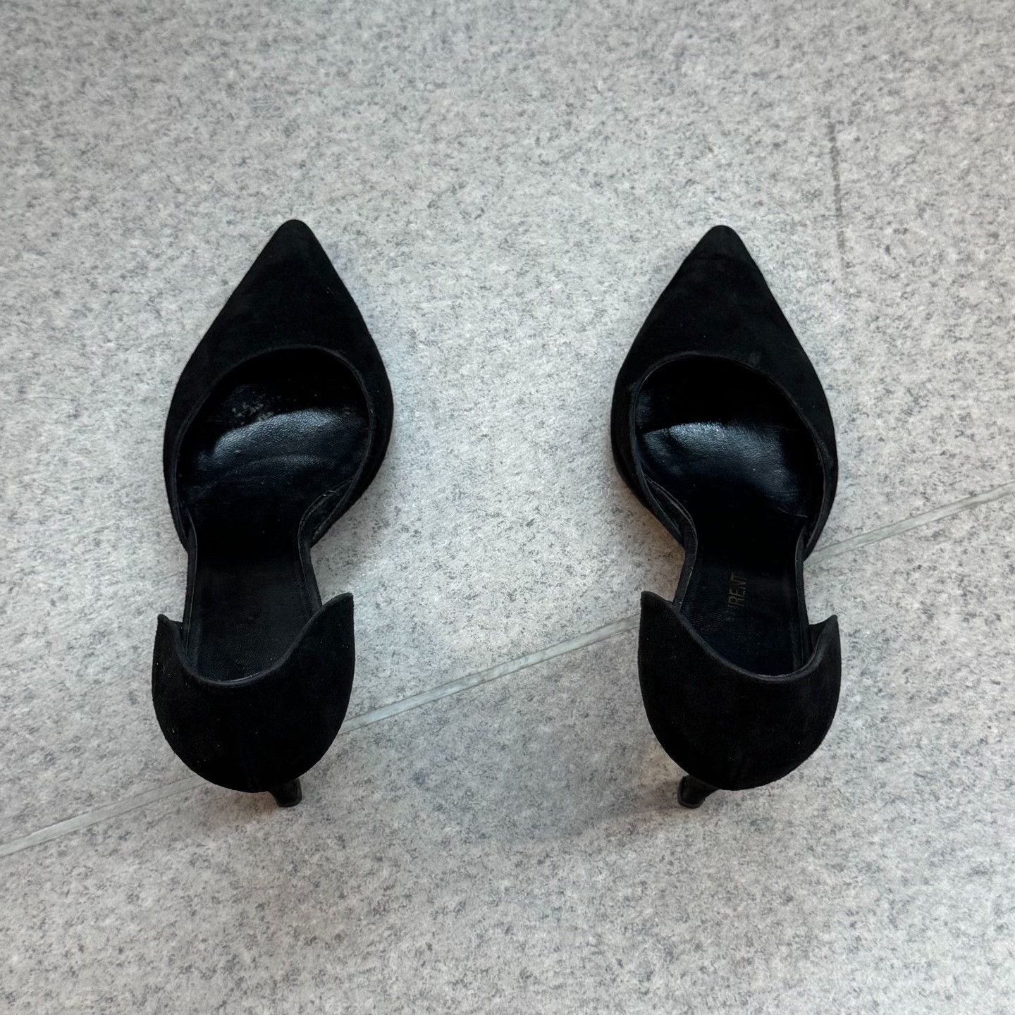 Saint Laurent Paris Saint Laurent Paris Black Lowtop Sneakers us_5 Women Size US 5 / IT 35 - 7 Thumbnail