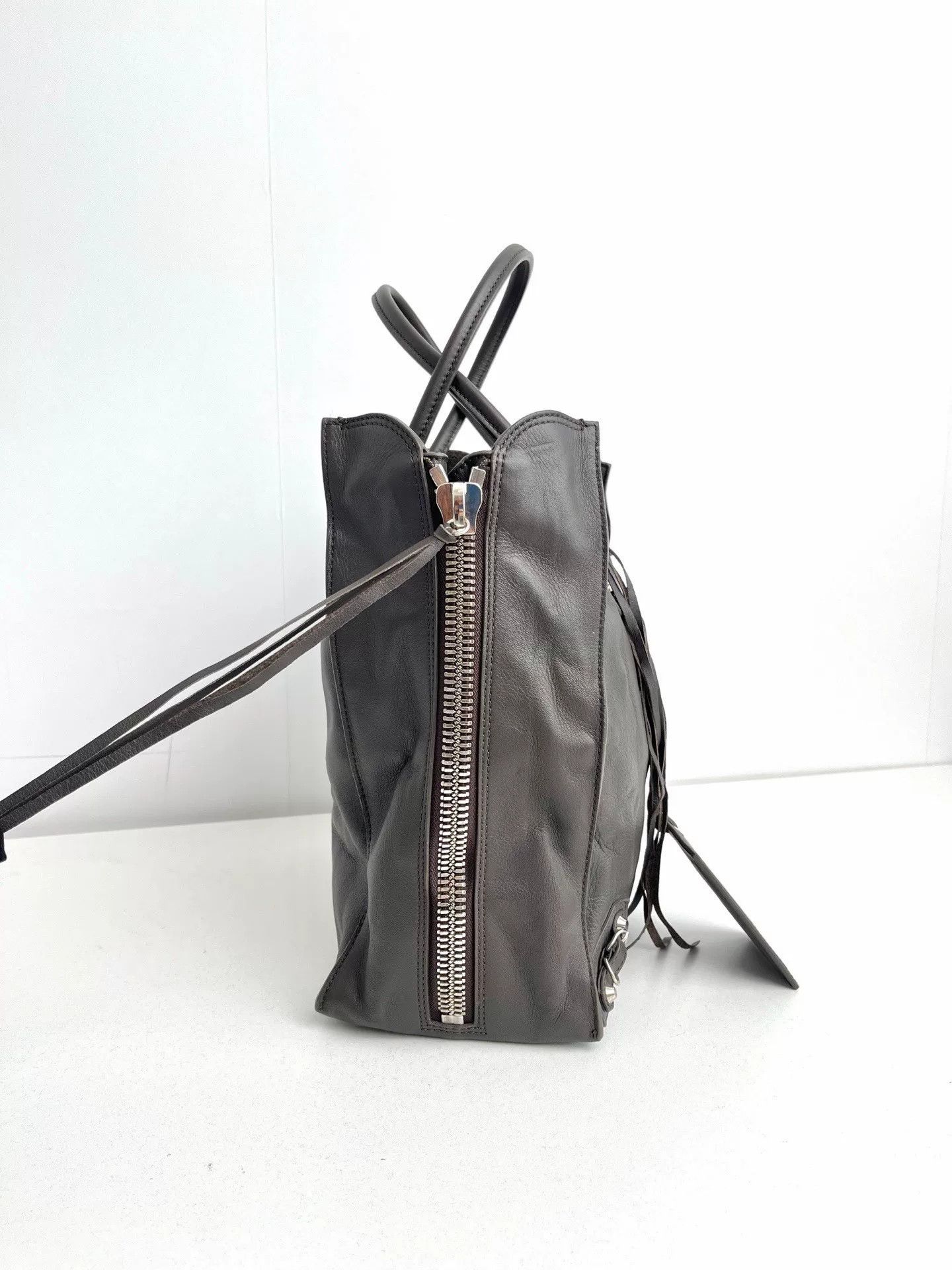 Balenciaga Pre-loved Bag Very good condition Size ONE SIZE - 4 Thumbnail