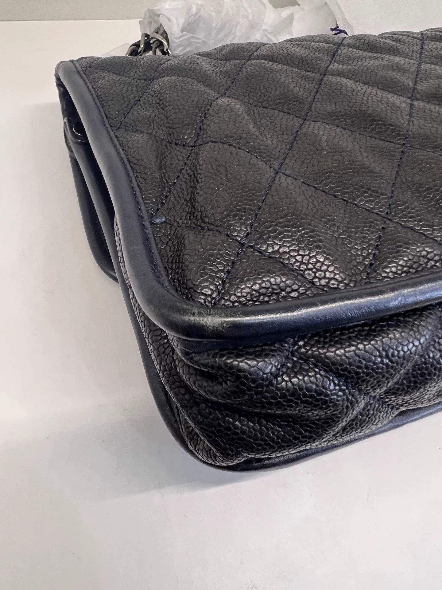 Chanel Pre-loved Bag Very good condition Size ONE SIZE - 9 Thumbnail