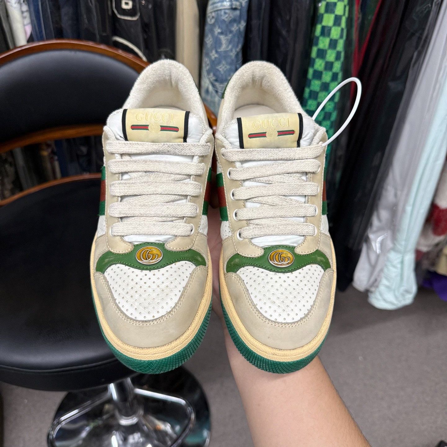 Gucci Gucci Distressed Lowtop Sneakers 38 Women Size US 7.5 / IT 37.5 - 5 Thumbnail