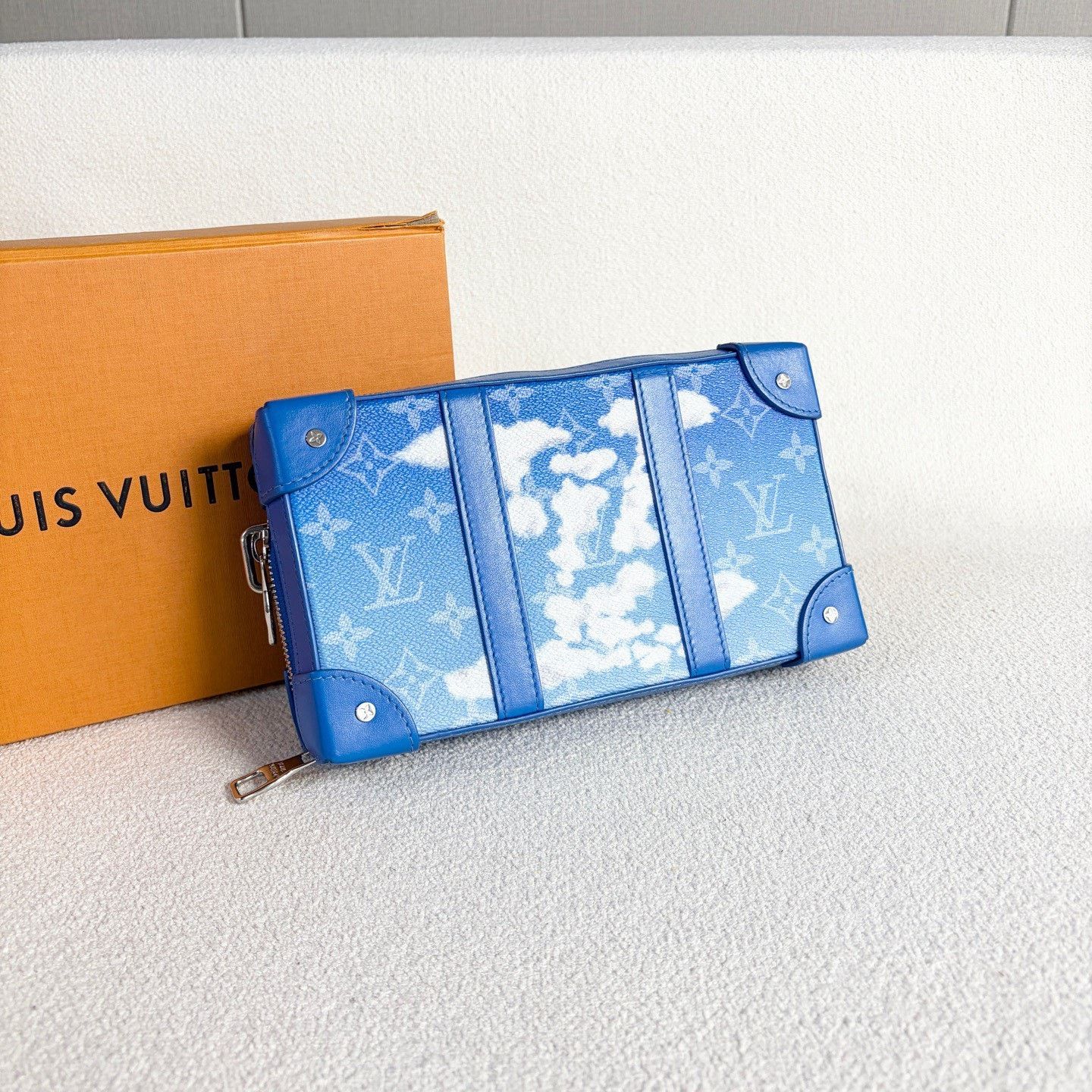 Louis Vuitton Pre-loved Bag Very good condition Size ONE SIZE - 4 Thumbnail