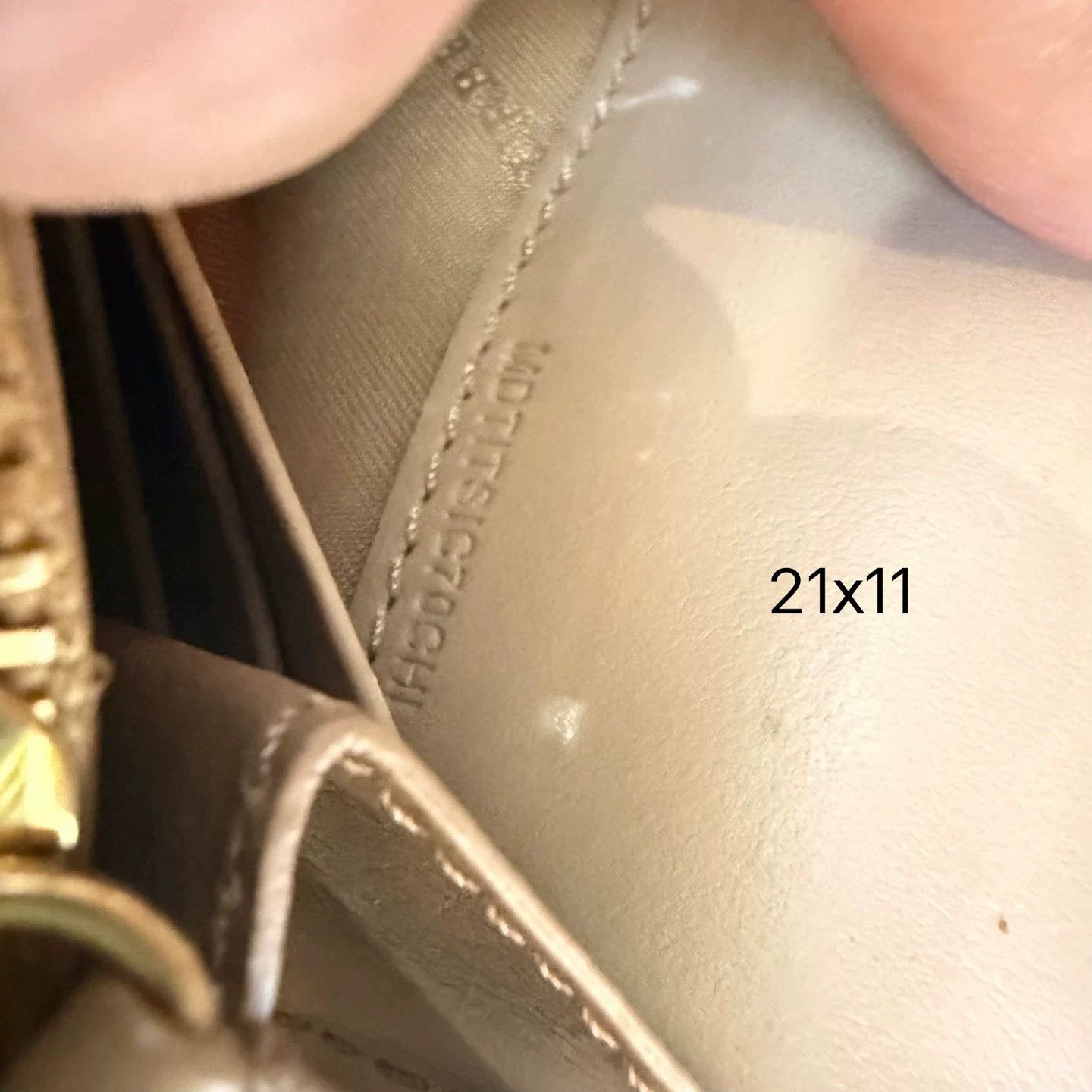 Burberry Pre-loved Bag Very good condition Size ONE SIZE - 9 Thumbnail