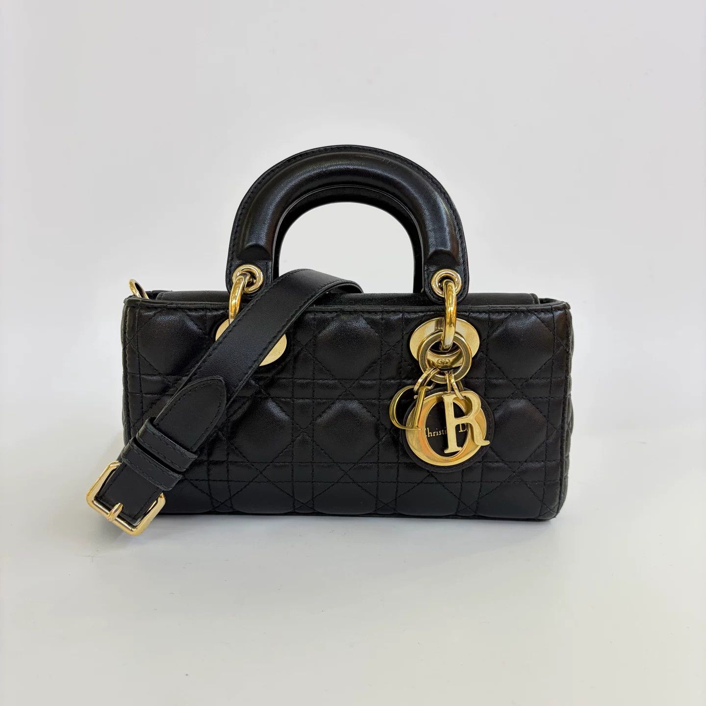 Dior Pre-loved Bag Very good condition Size ONE SIZE - 2 Thumbnail