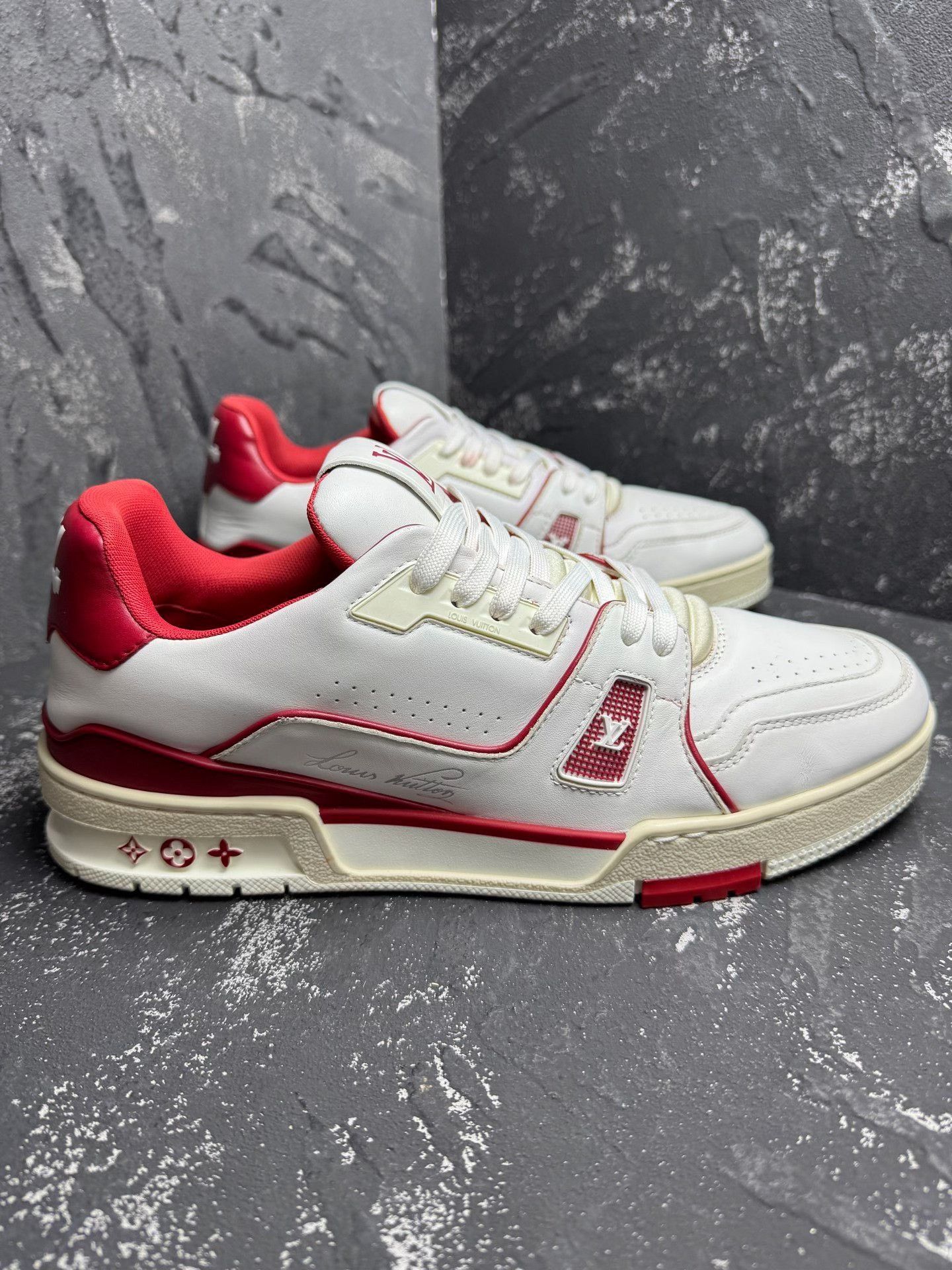 Louis Vuitton Louis Vuitton Training Printed Red Lowtop Sneakers 9.5 Men Size US 9.5 / EU 42-43 - 4 Thumbnail