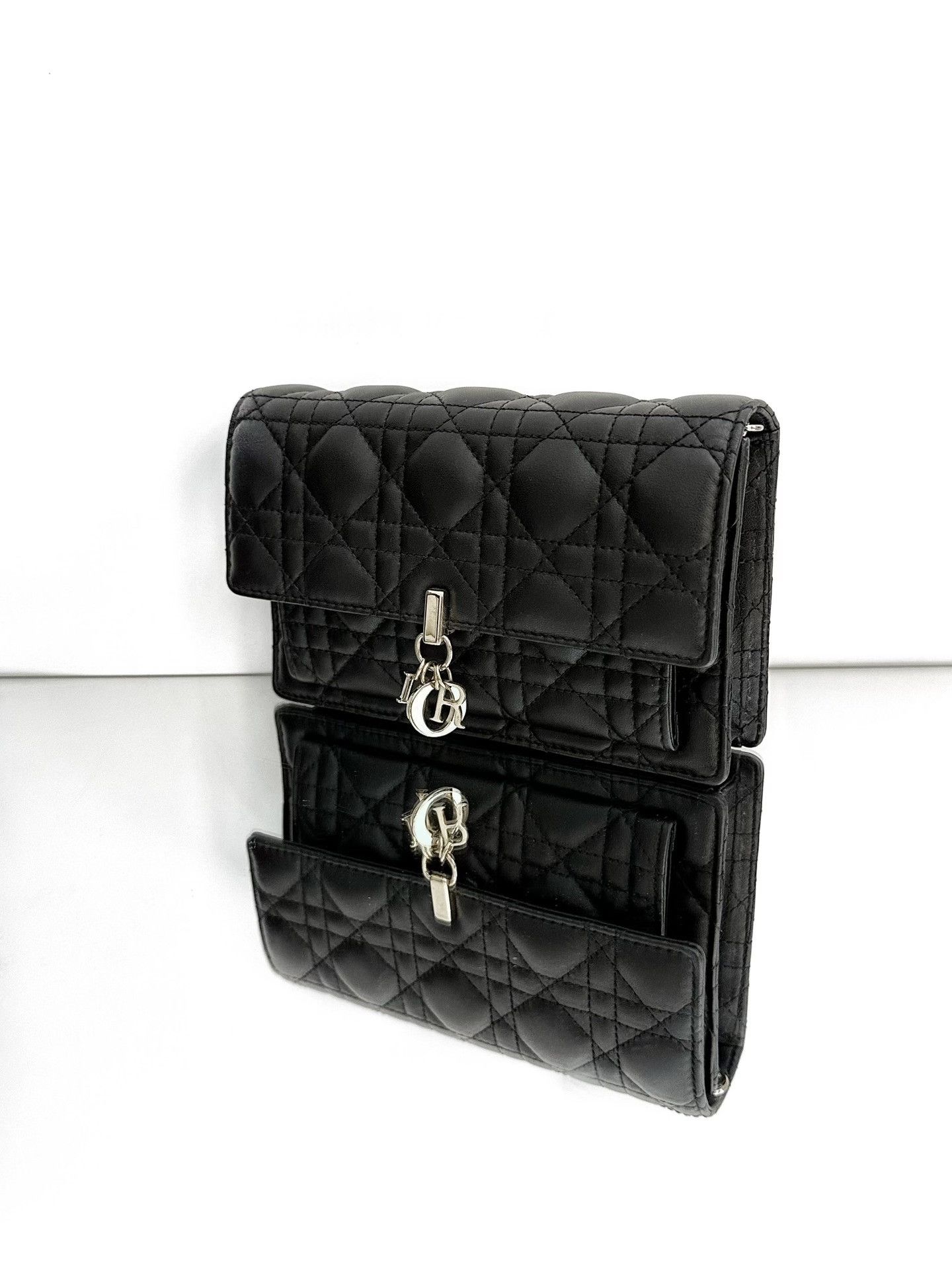 Dior Pre-loved Bag Very good condition Size ONE SIZE - 4 Thumbnail