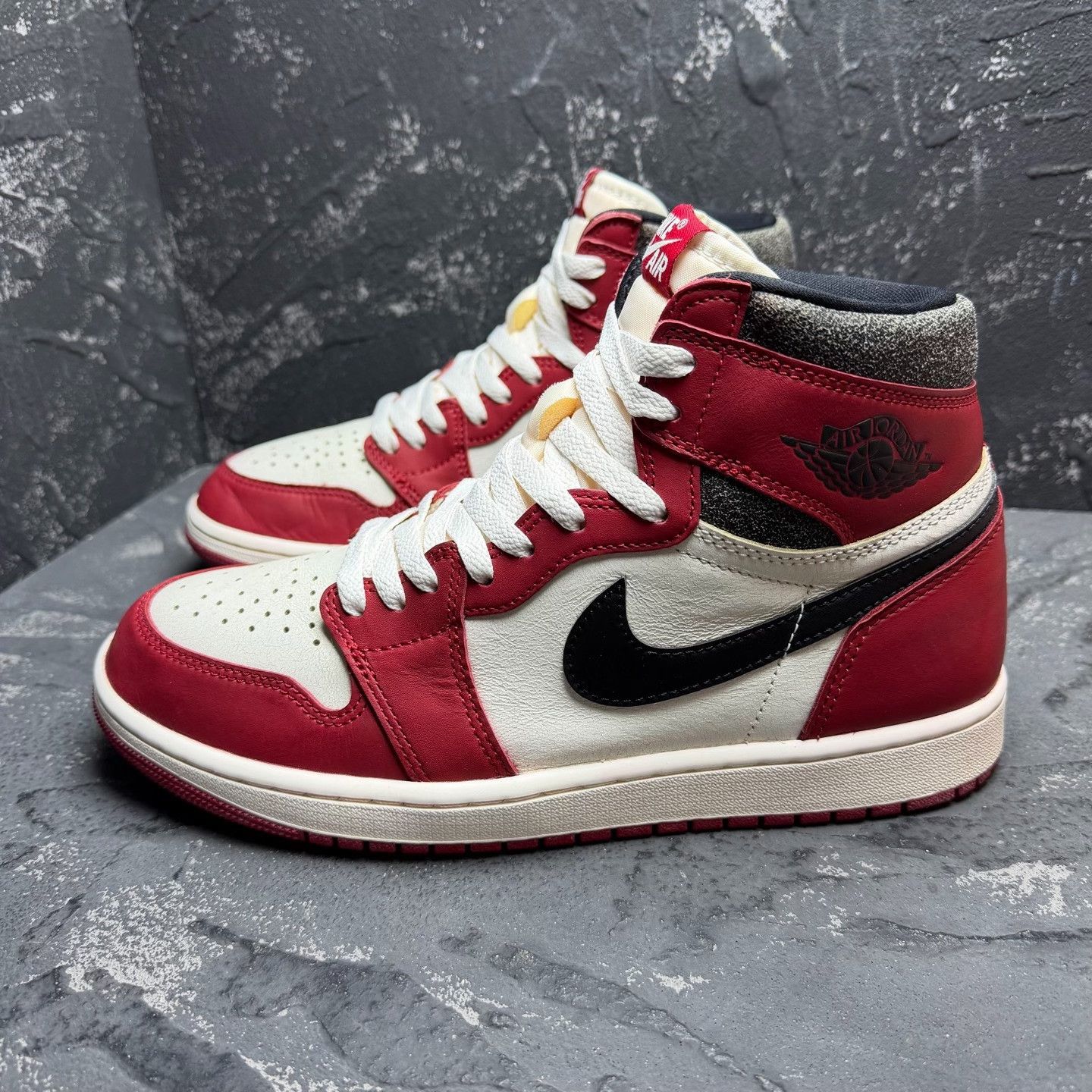 Nike Nike Distressed Red Lowtop Sneakers 10 Men Size US 10 / EU 43 - 2 Thumbnail
