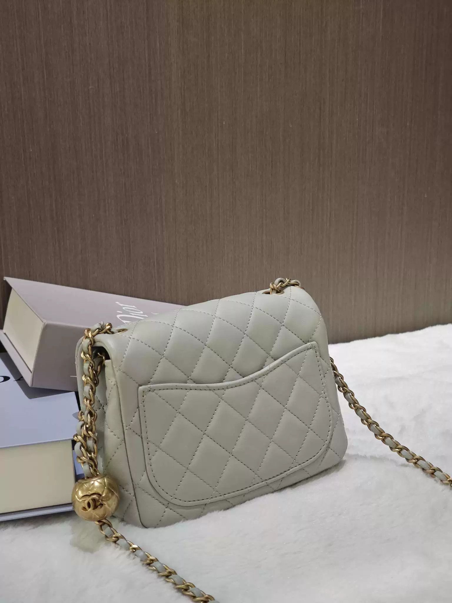 Chanel Pre-loved Bag Very good condition Size ONE SIZE - 3 Thumbnail