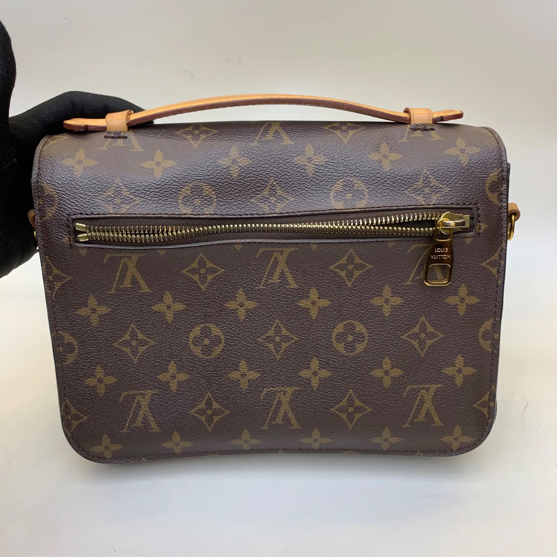 Louis Vuitton Pre-loved Bag Very good condition Size ONE SIZE - 6 Thumbnail