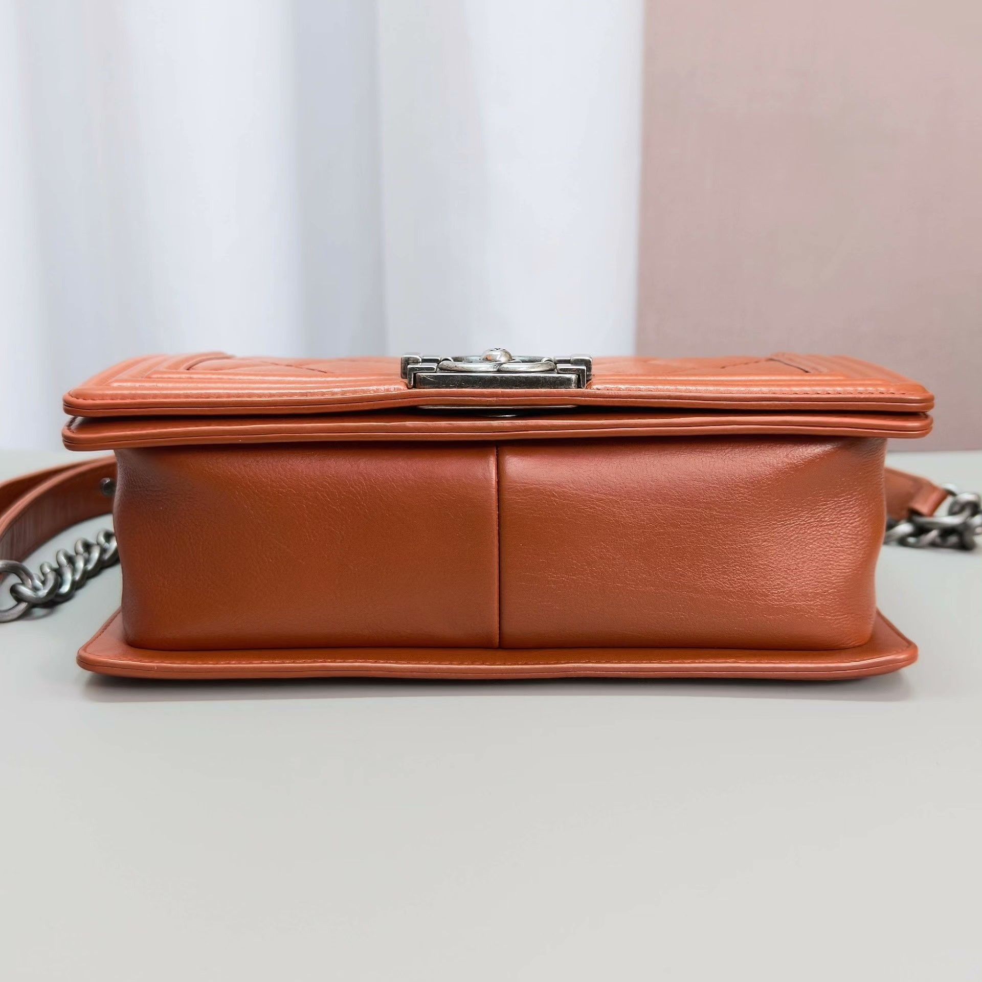 Chanel Pre-loved Bag Very good condition Size ONE SIZE - 5 Thumbnail