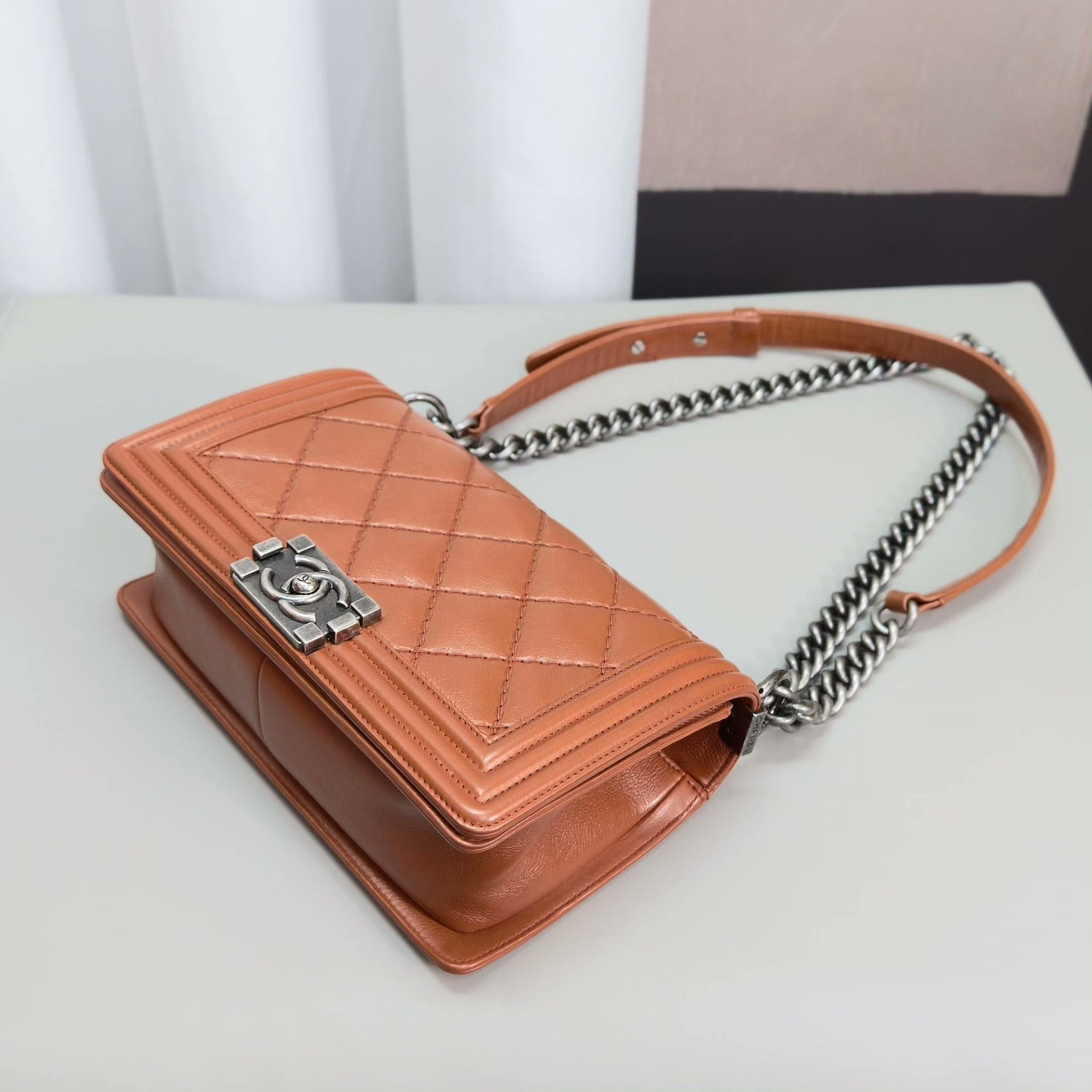 Chanel Pre-loved Bag Very good condition Size ONE SIZE - 3 Thumbnail