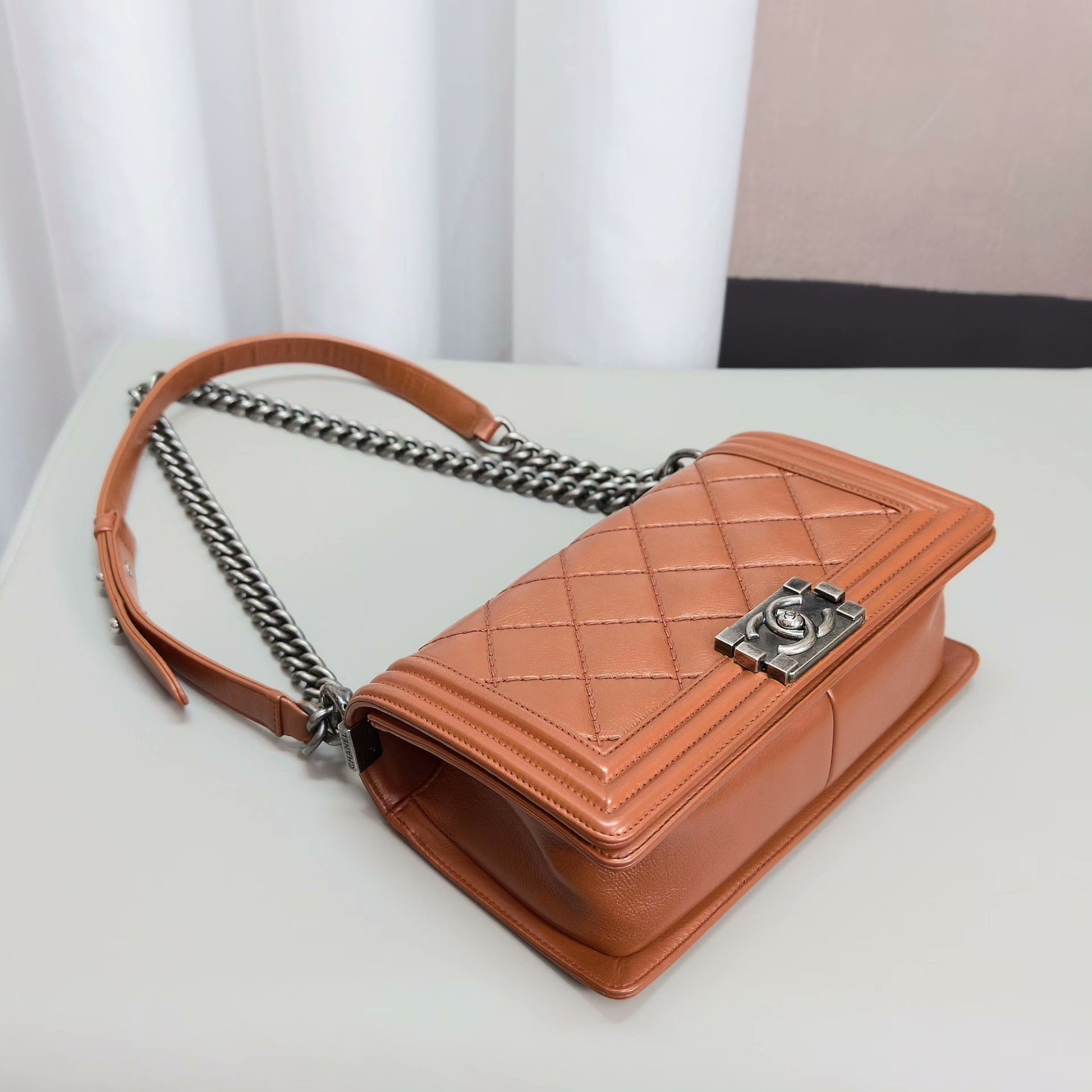 Chanel Pre-loved Bag Very good condition Size ONE SIZE - 4 Thumbnail