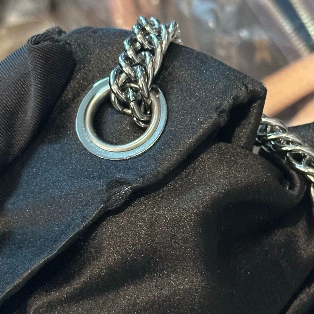 Chanel Pre-loved Bag Very good condition Size ONE SIZE - 5 Thumbnail
