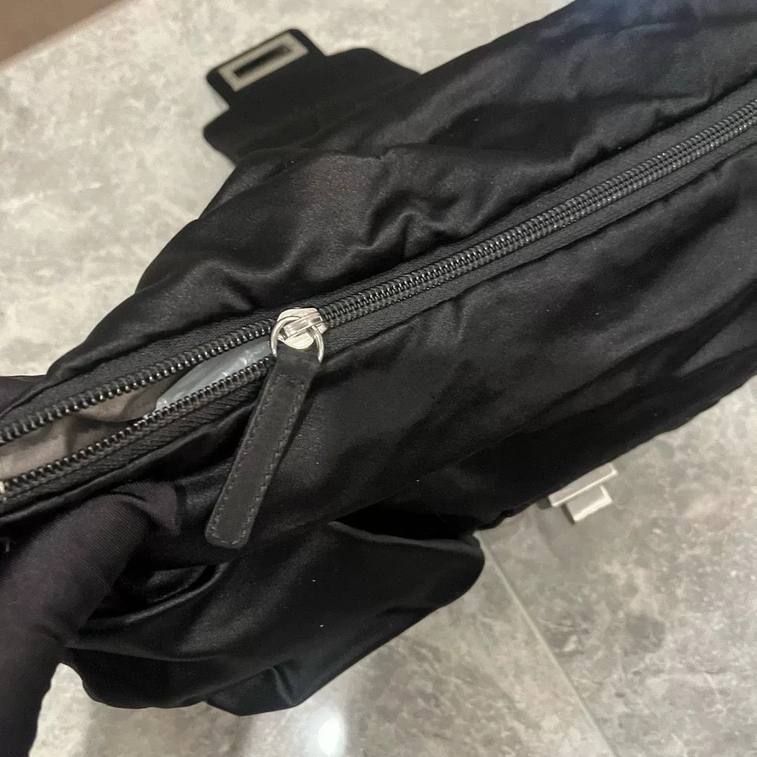 Chanel Pre-loved Bag Very good condition Size ONE SIZE - 4 Thumbnail
