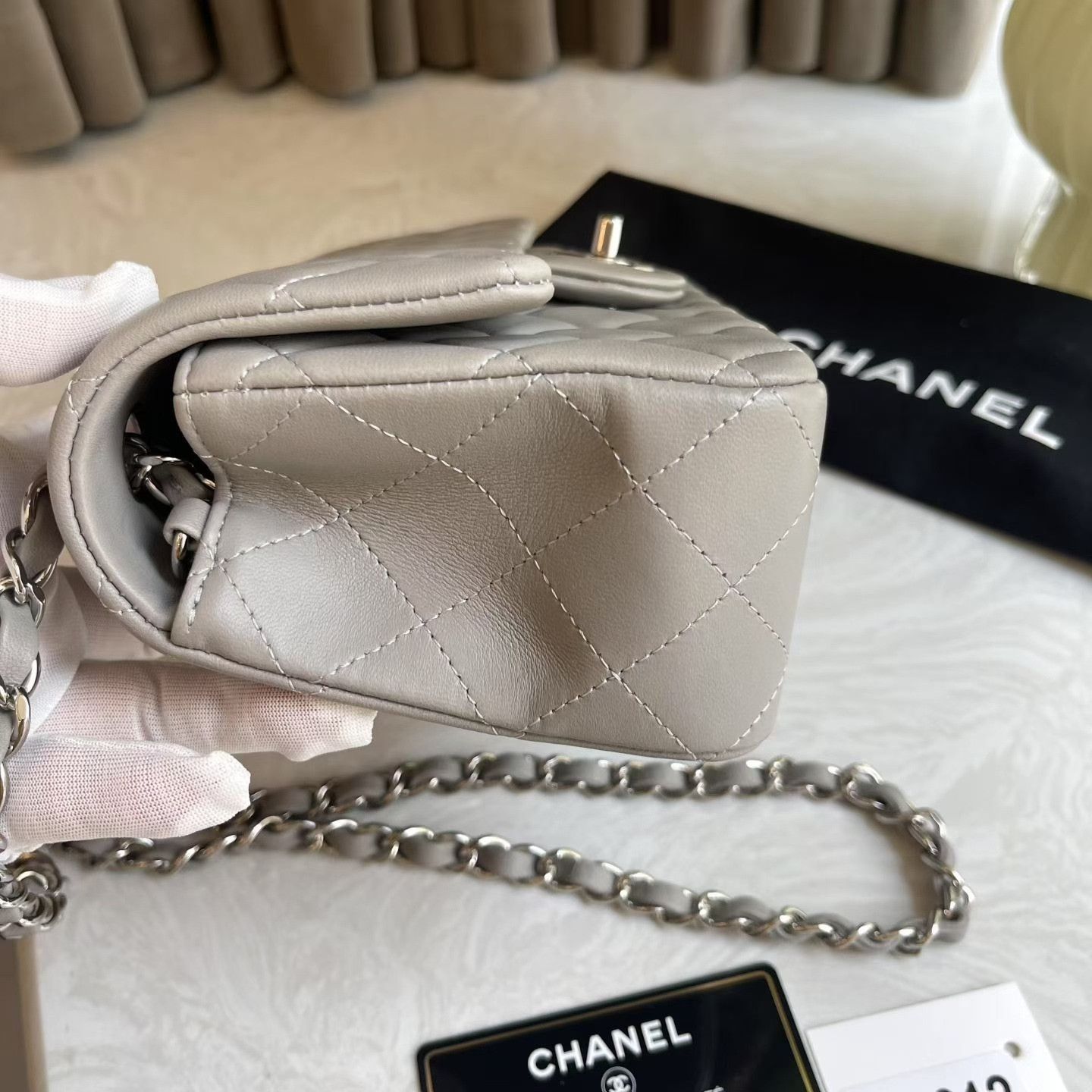 Chanel Pre-loved Bag Very good condition Size ONE SIZE - 5 Thumbnail
