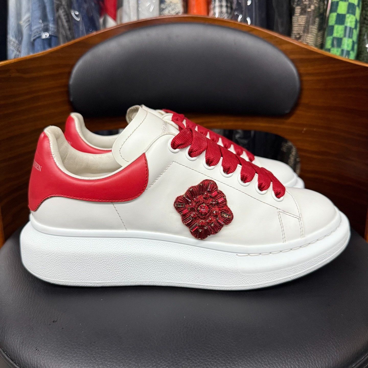 Alexander McQueen Limited Red Lowtop Sneakers 7.5 Men Size US 7.5 / EU 40-41 - 4 Thumbnail