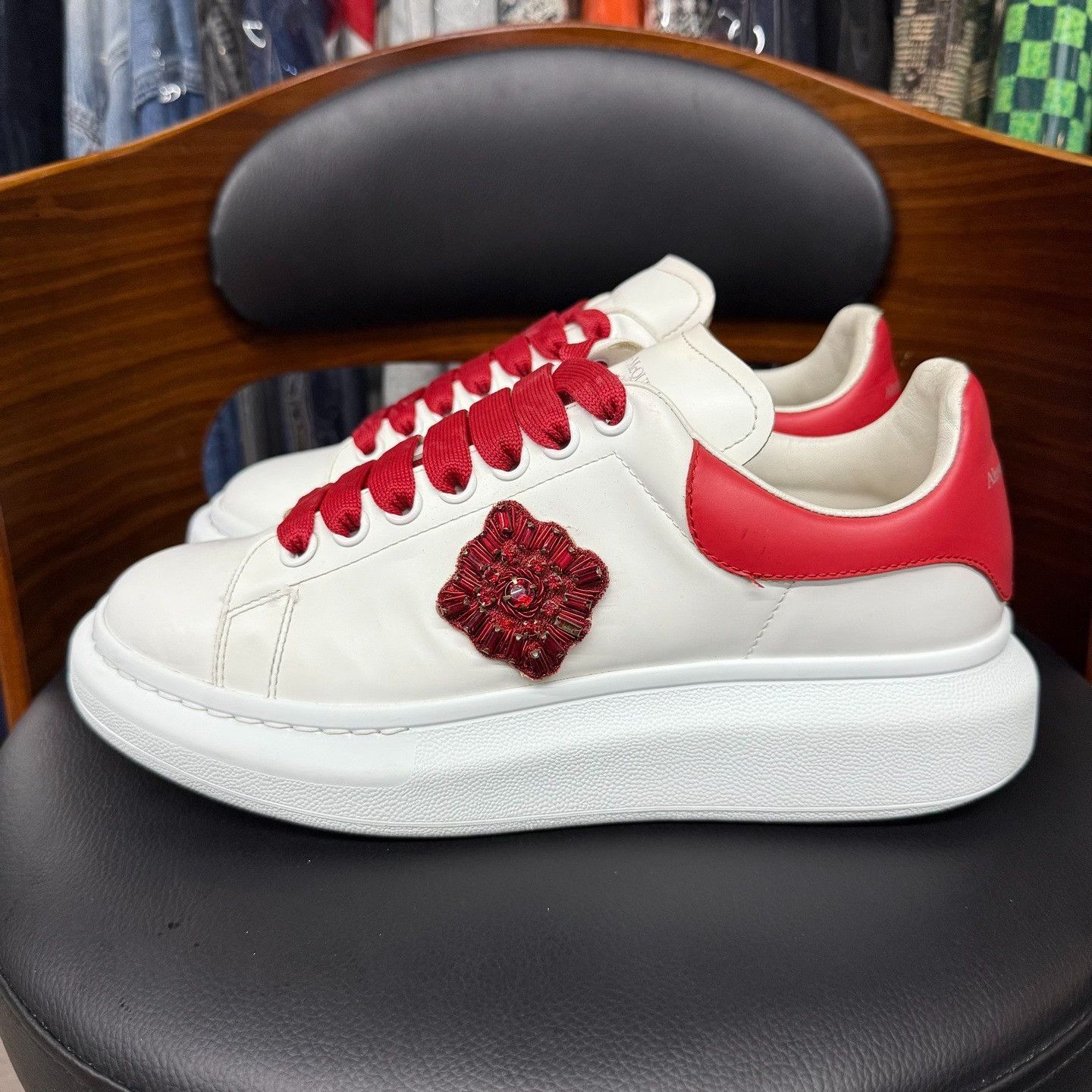 Alexander McQueen Limited Red Lowtop Sneakers 7.5 Men Size US 7.5 / EU 40-41 - 6 Thumbnail