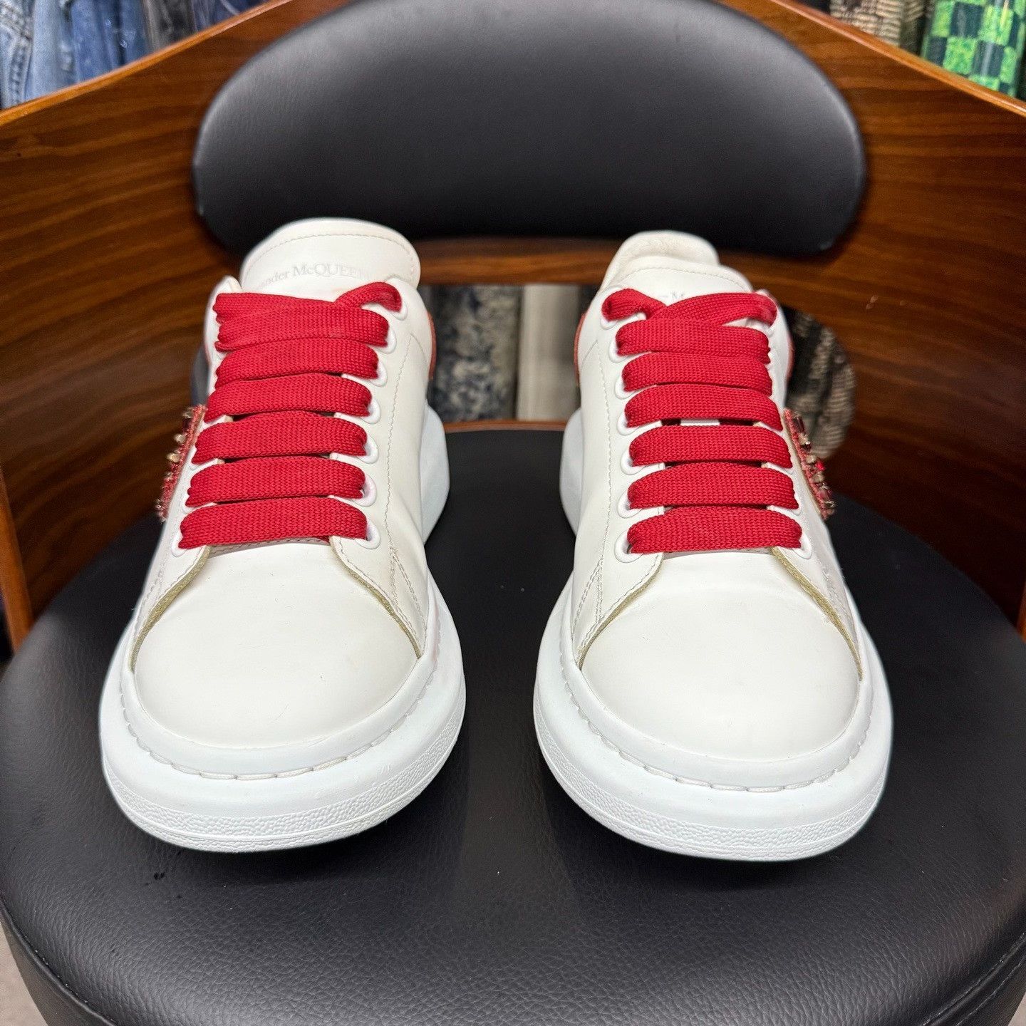 Alexander McQueen Limited Red Lowtop Sneakers 7.5 Men Size US 7.5 / EU 40-41 - 2 Thumbnail