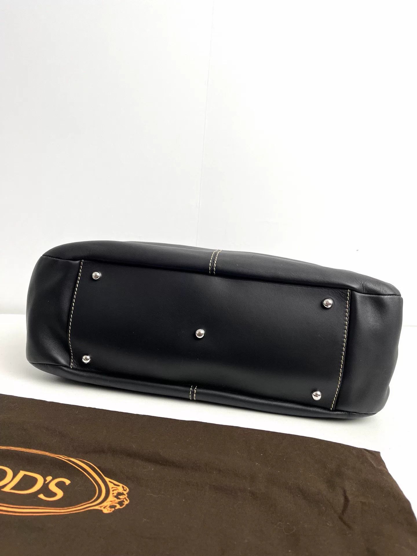 Chanel Pre-loved Bag Very good condition Size ONE SIZE - 5 Thumbnail