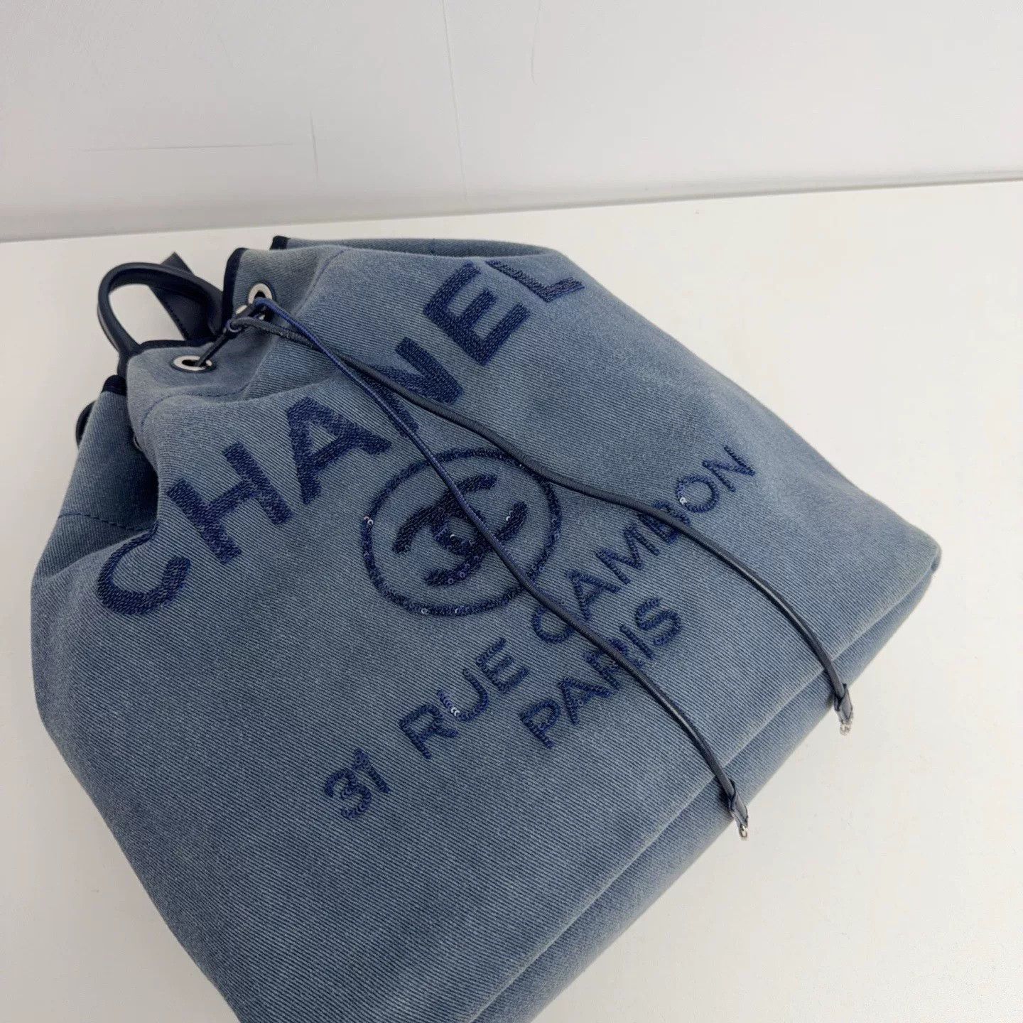 Chanel Pre-loved Bag Very good condition Size ONE SIZE - 4 Thumbnail