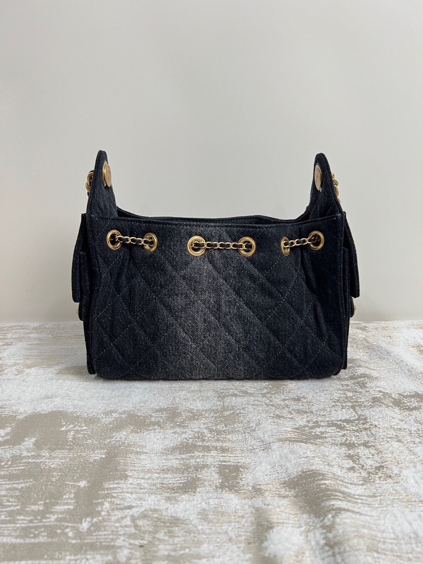 Chanel Pre-loved Bag Very good condition Size ONE SIZE - 2 Thumbnail