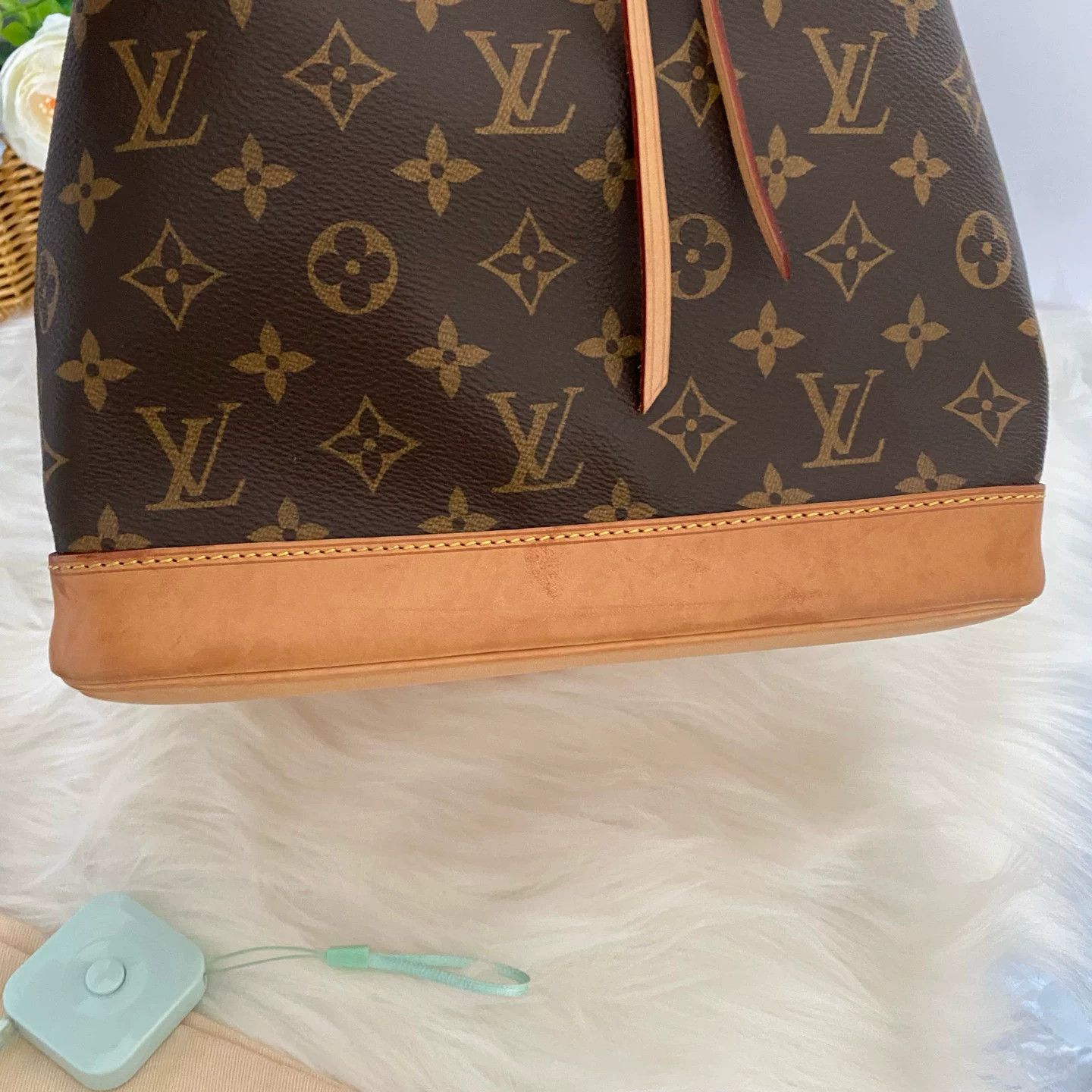 Louis Vuitton Pre-loved Bag Very good condition Size ONE SIZE - 4 Thumbnail