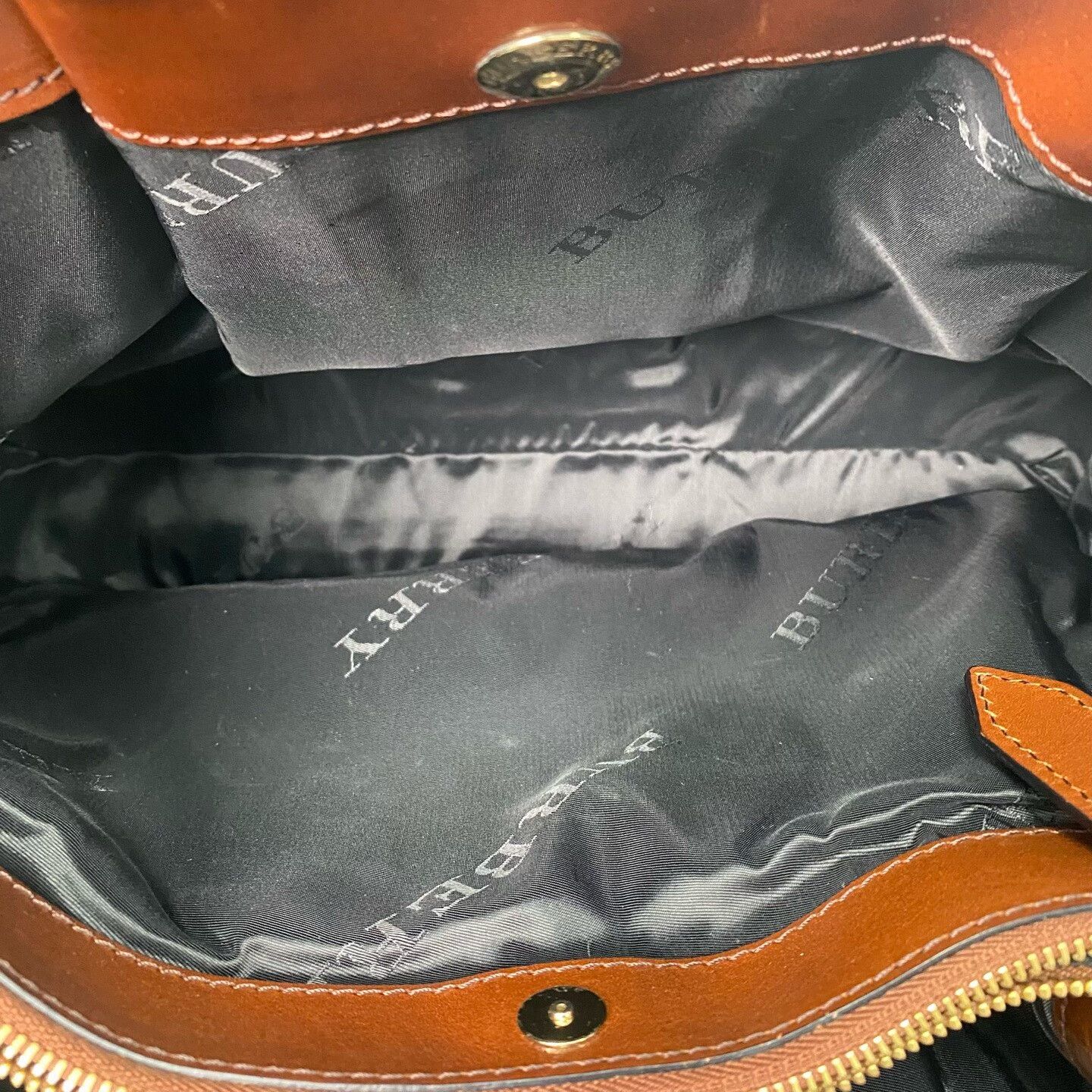 Burberry Pre-loved Bag Very good condition Size ONE SIZE - 8 Thumbnail
