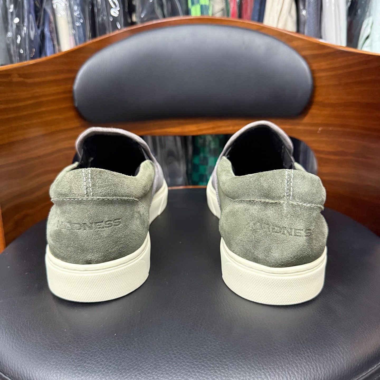 Madness Madness Green Lowtop Sneakers 11.5 Men Size US 11.5 / EU 44-45 - 3 Thumbnail