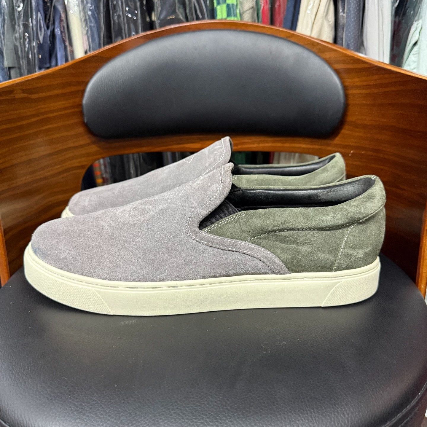 Madness Madness Green Lowtop Sneakers 11.5 Men Size US 11.5 / EU 44-45 - 6 Thumbnail