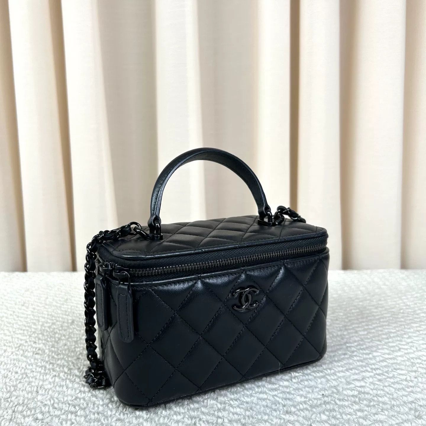 Chanel Pre-loved Bag Very good condition Size ONE SIZE - 3 Thumbnail