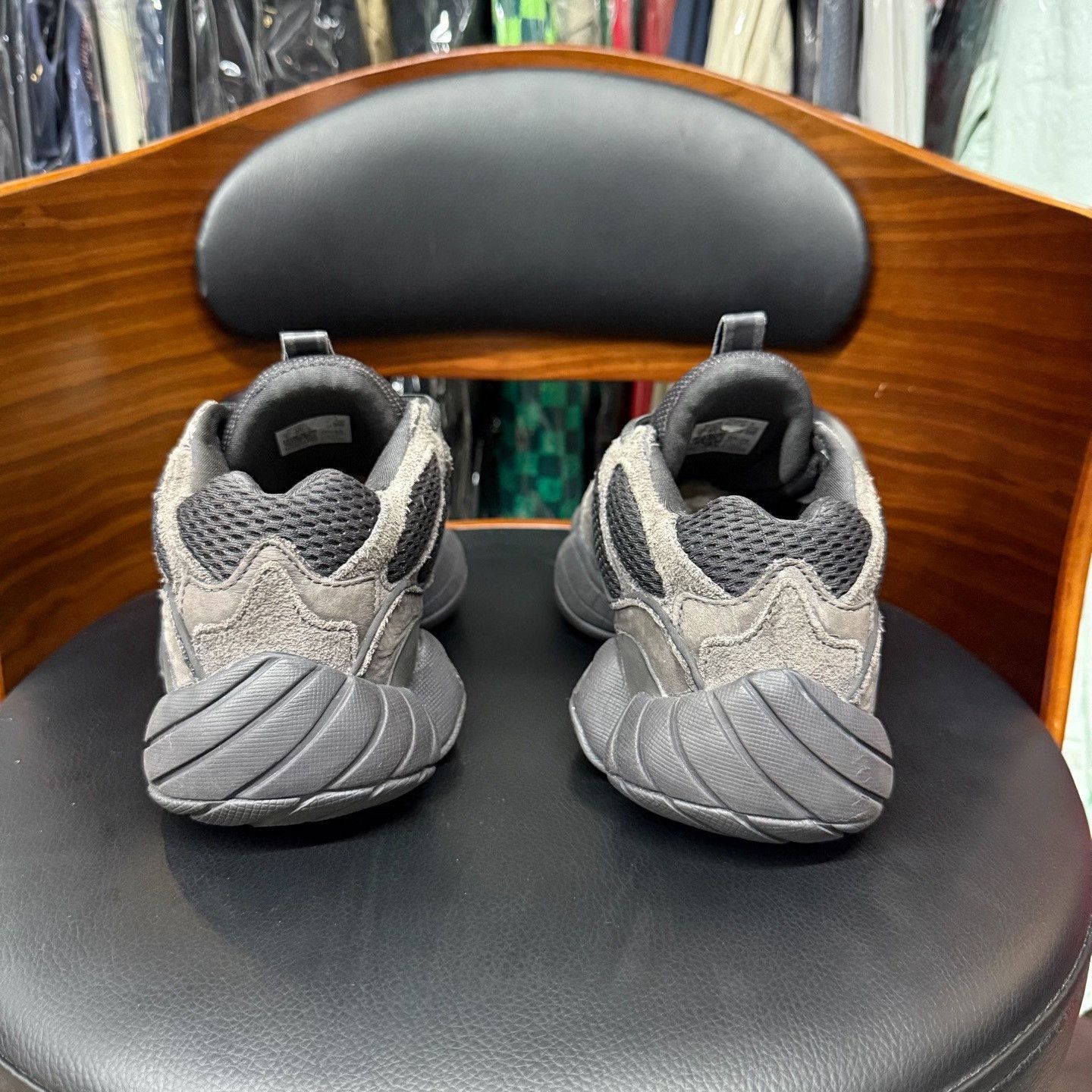 Adidas Adidas YEEZY500 Black Lowtop Sneakers 6.5 Men Size US 6.5 / EU 39-40 - 3 Thumbnail