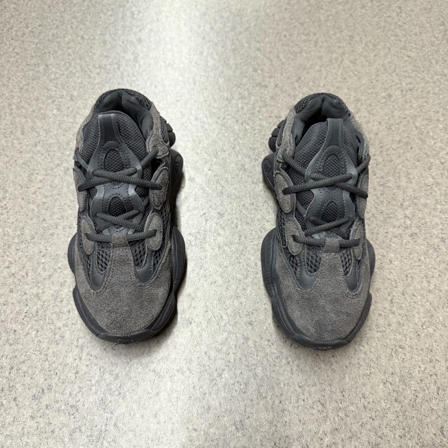 Adidas Adidas YEEZY500 Black Lowtop Sneakers 6.5 Men Size US 6.5 / EU 39-40 - 5 Thumbnail