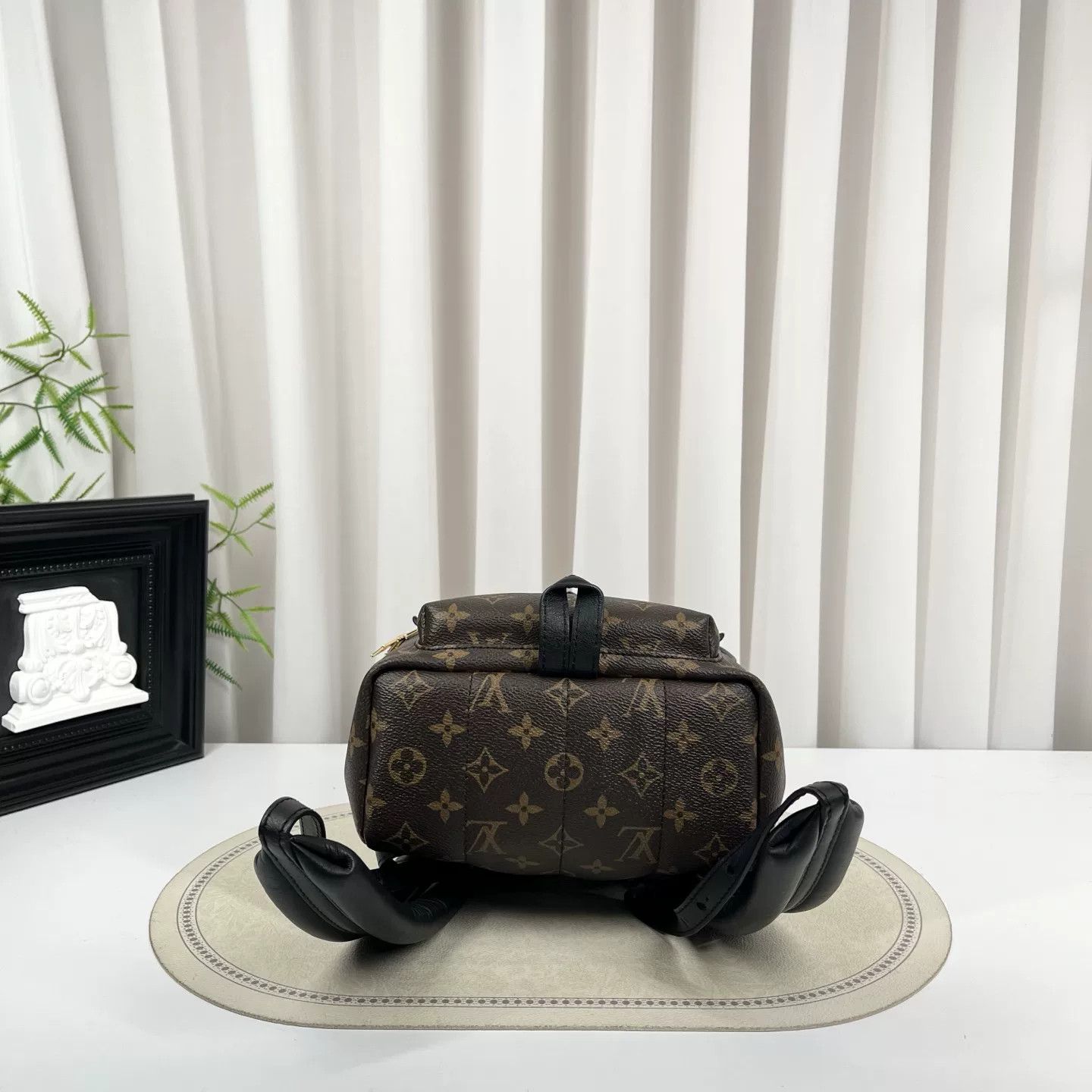 Louis Vuitton Pre-loved Bag Very good condition Size ONE SIZE - 4 Thumbnail