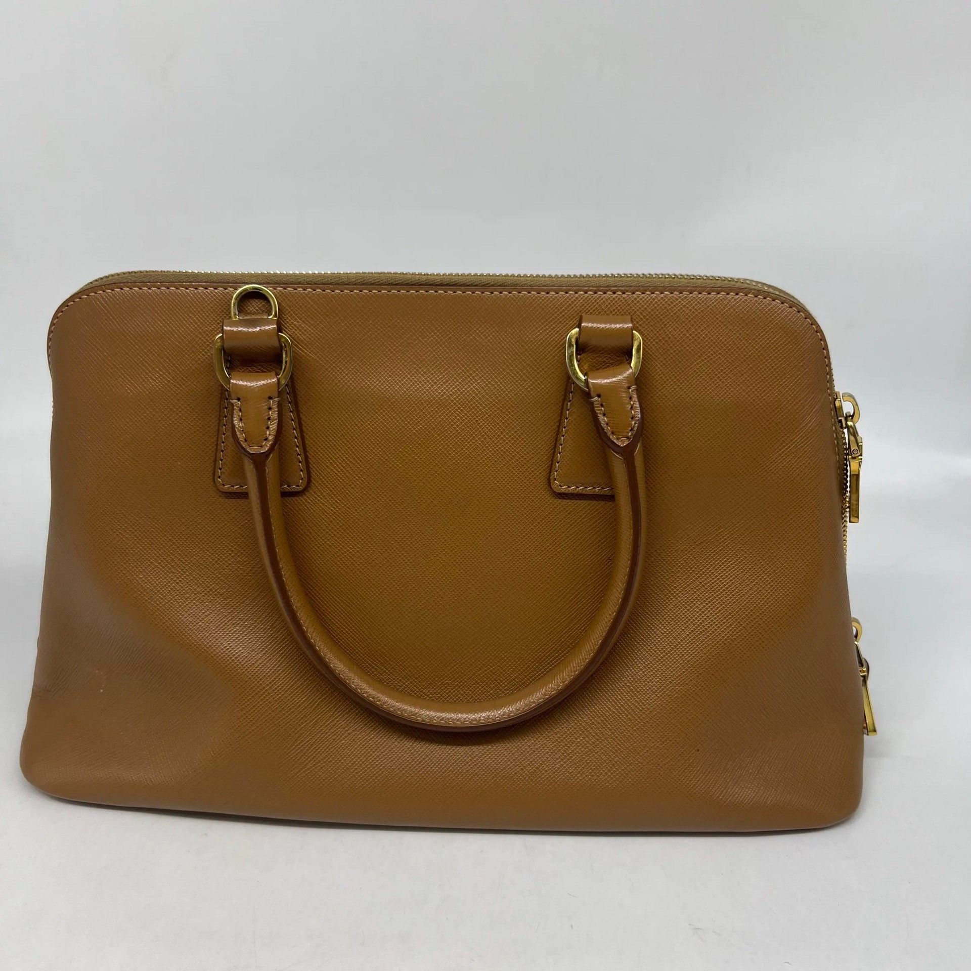 Prada Pre-loved Bag Very good condition Size ONE SIZE - 5 Thumbnail