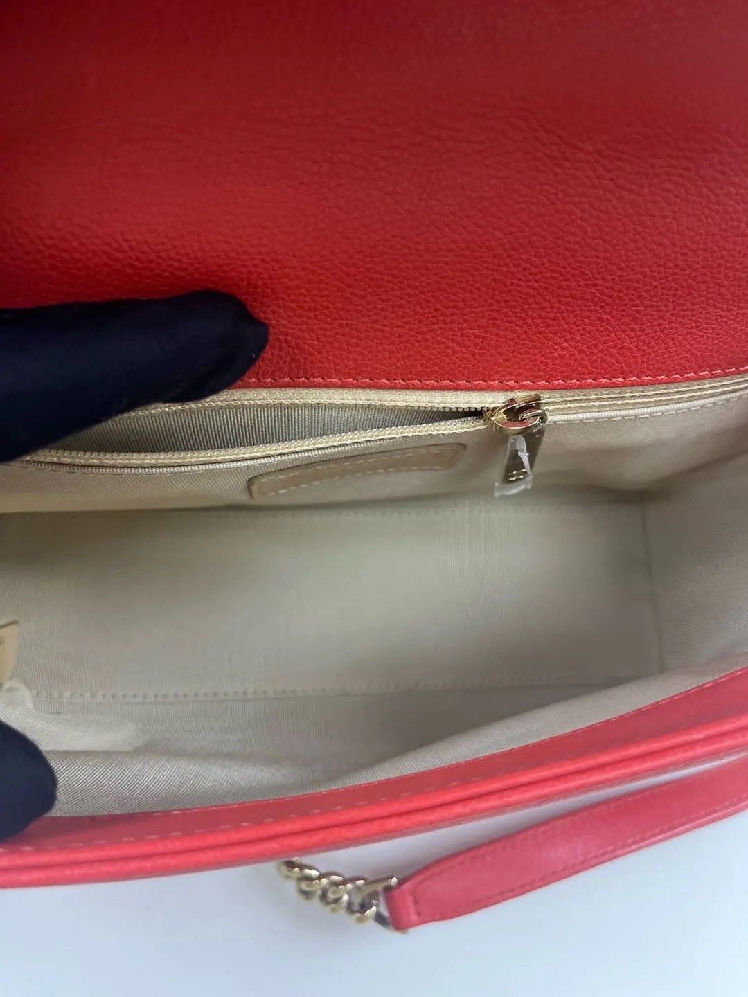 Chanel Pre-loved Bag Very good condition Size ONE SIZE - 8 Thumbnail