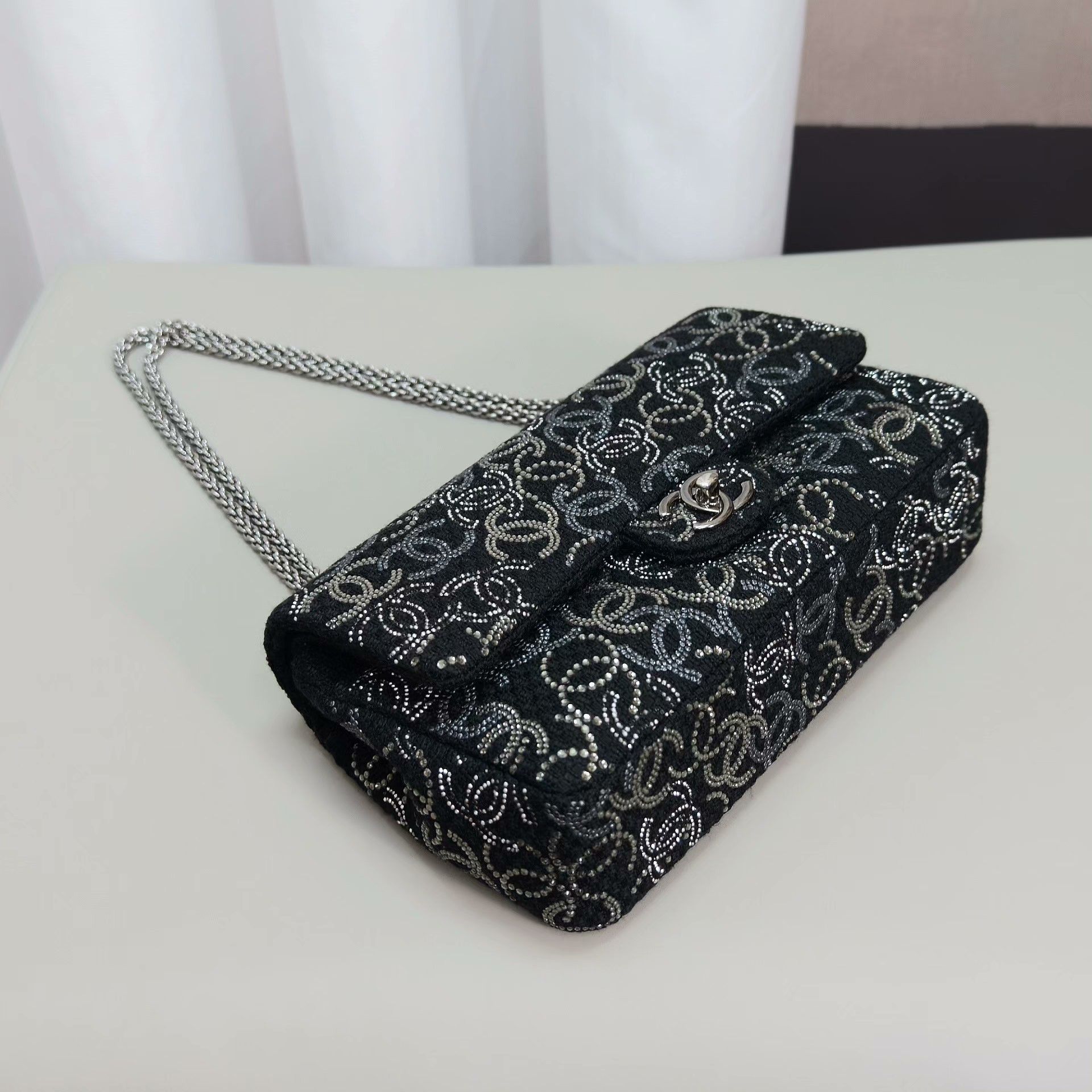 Chanel Pre-loved Bag Very good condition Size ONE SIZE - 3 Thumbnail