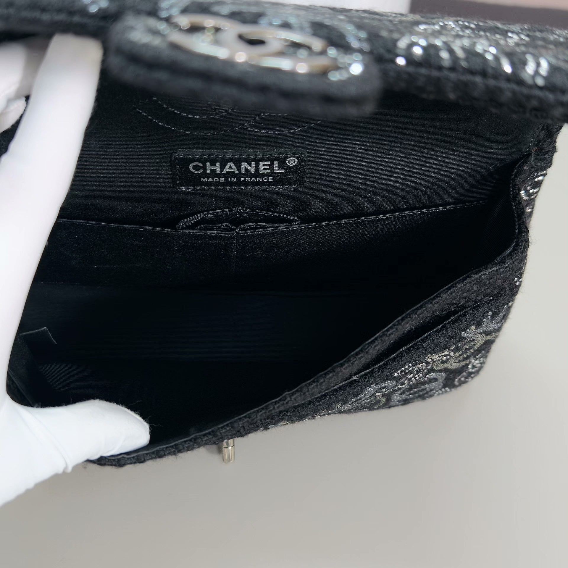Chanel Pre-loved Bag Very good condition Size ONE SIZE - 6 Thumbnail
