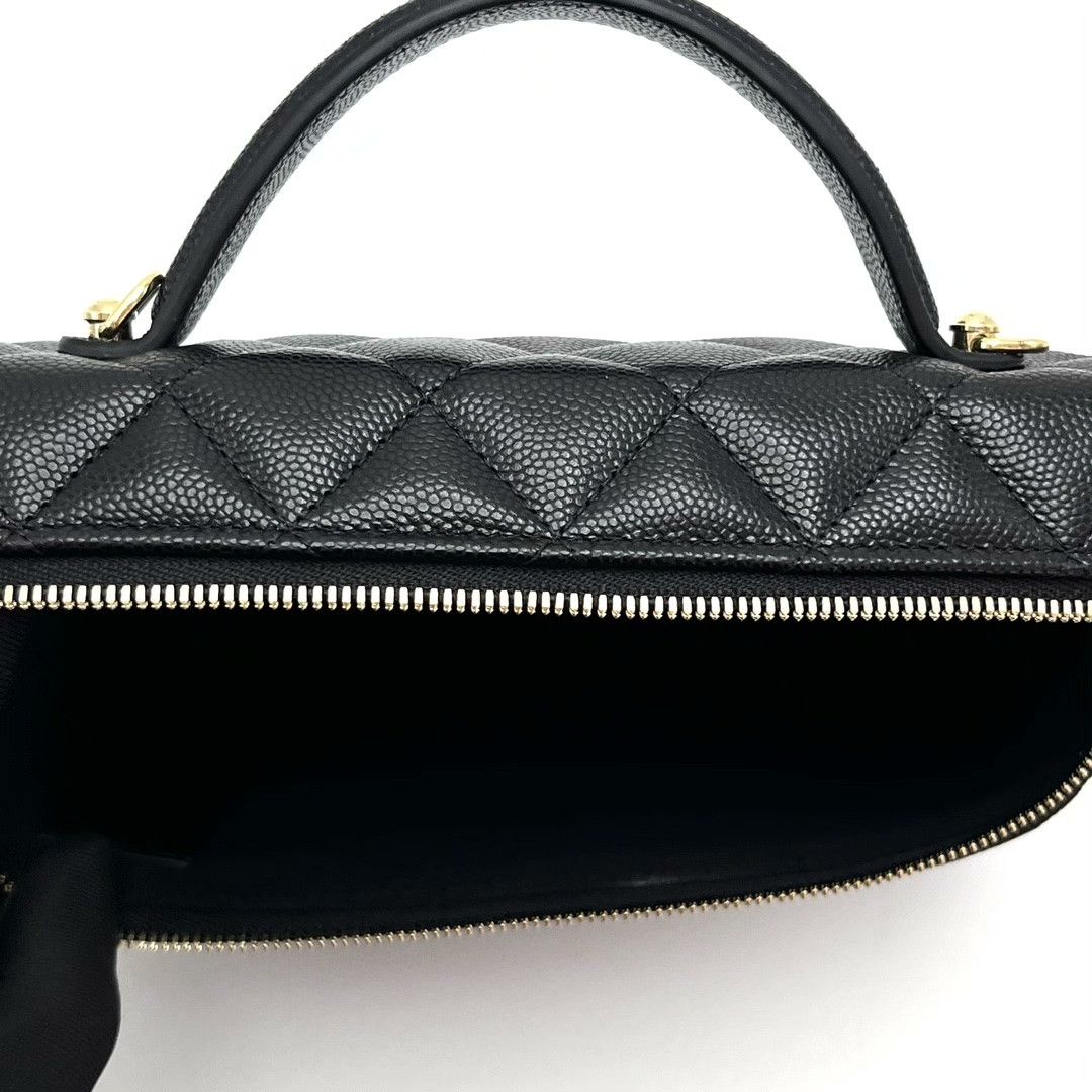 Chanel Pre-loved Bag Very good condition Size ONE SIZE - 6 Thumbnail