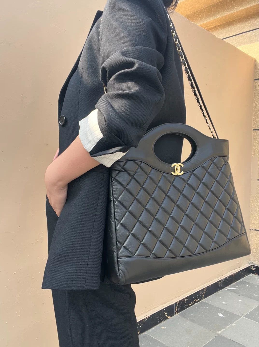 Chanel Pre-loved Bag Very good condition Size ONE SIZE - 5 Thumbnail