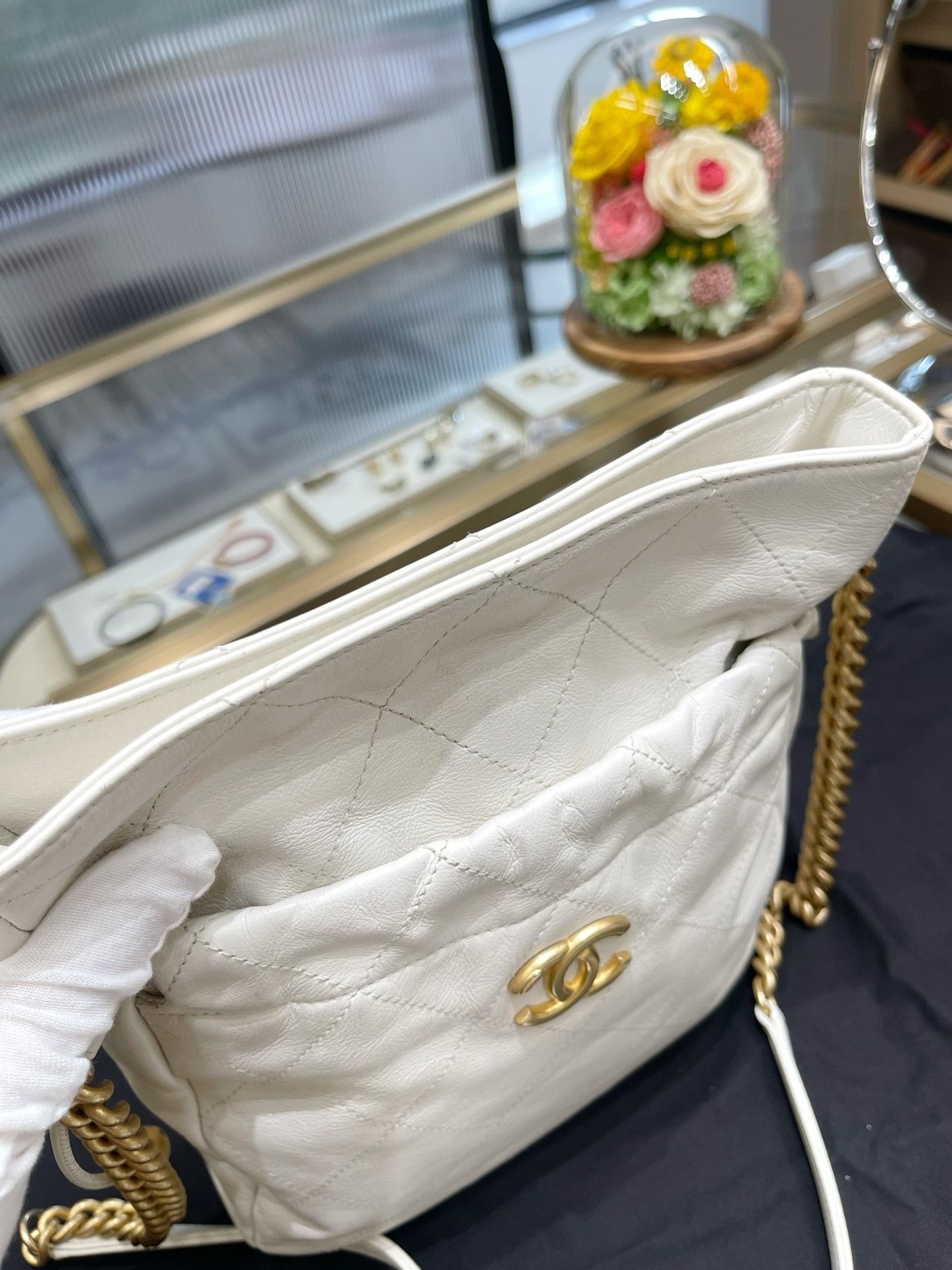 Chanel Pre-loved Bag Very good condition Size ONE SIZE - 7 Thumbnail