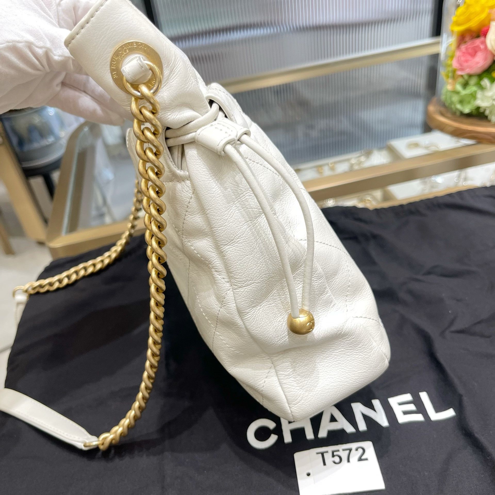 Chanel Pre-loved Bag Very good condition Size ONE SIZE - 3 Thumbnail