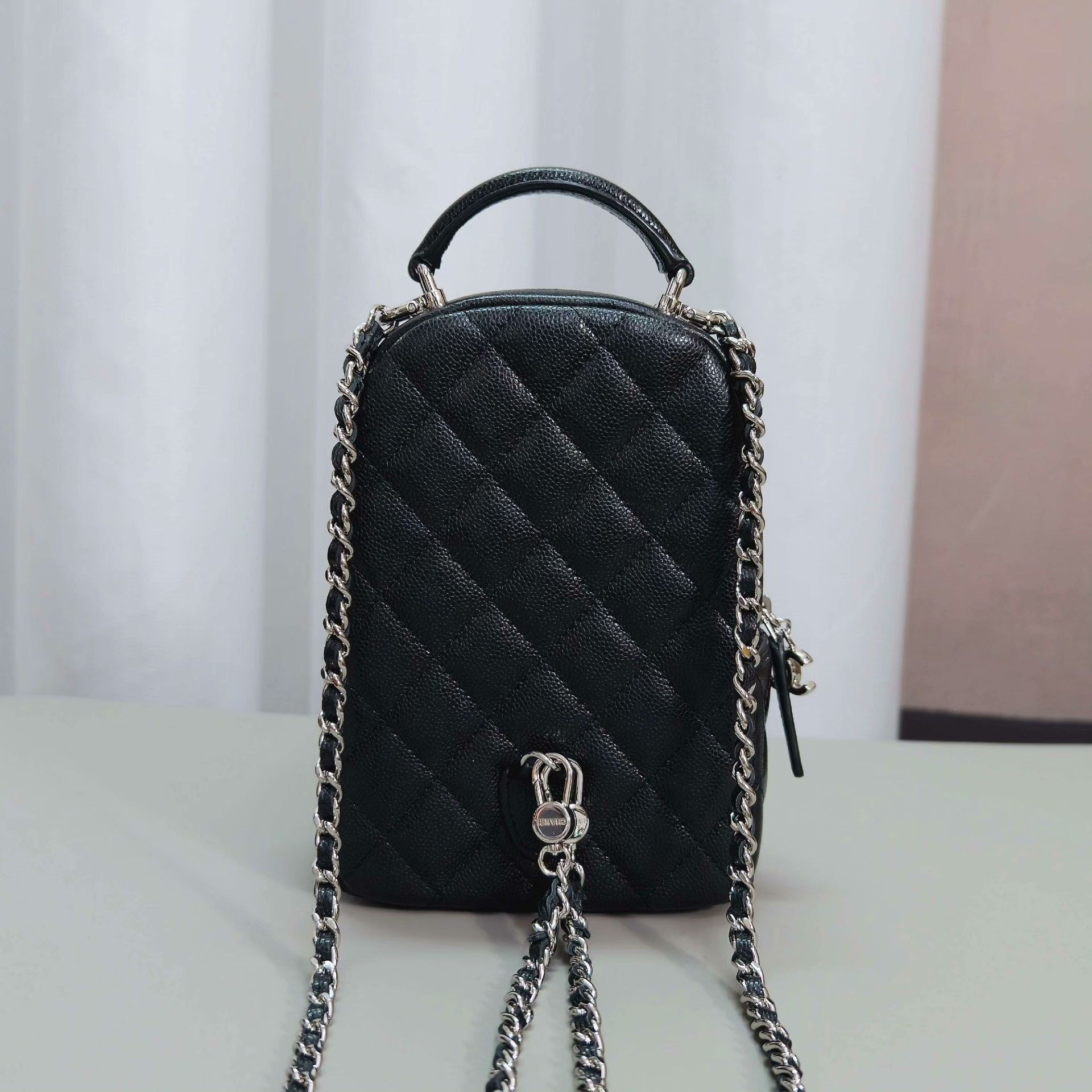 Chanel Pre-loved Bag Very good condition Size ONE SIZE - 2 Thumbnail