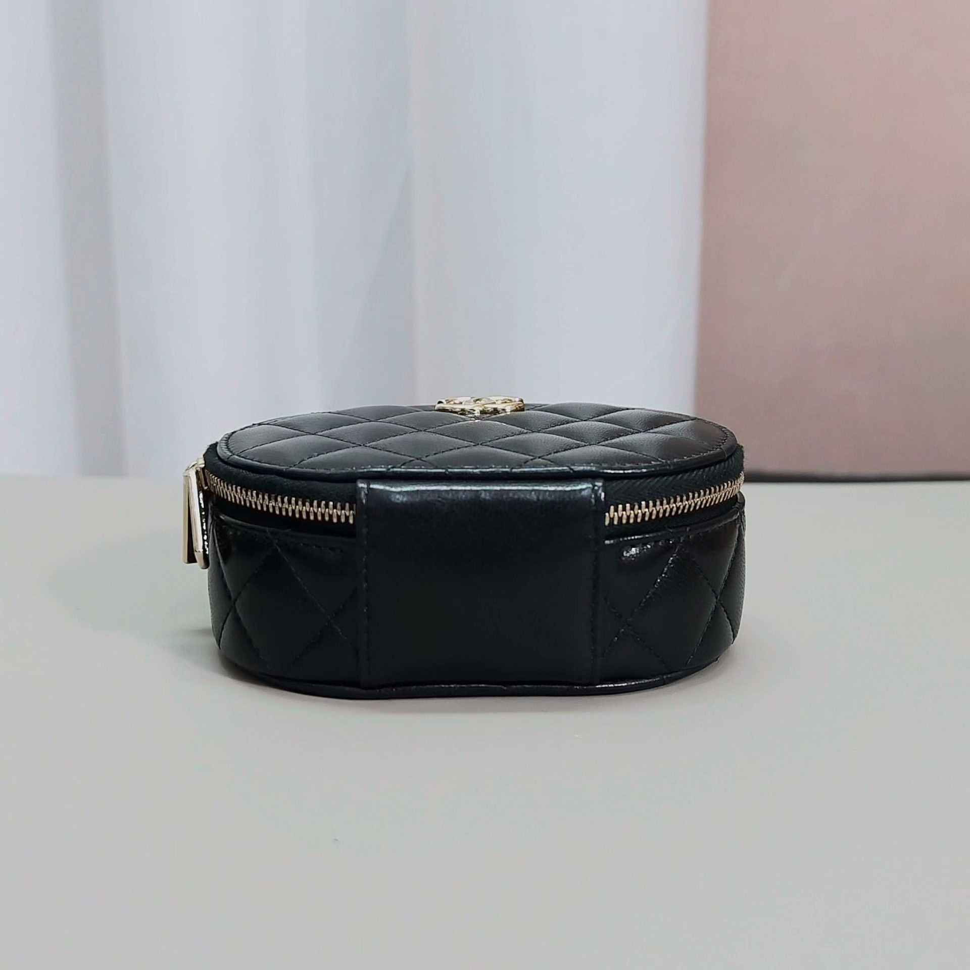 Chanel Pre-loved Bag Very good condition Size ONE SIZE - 5 Thumbnail